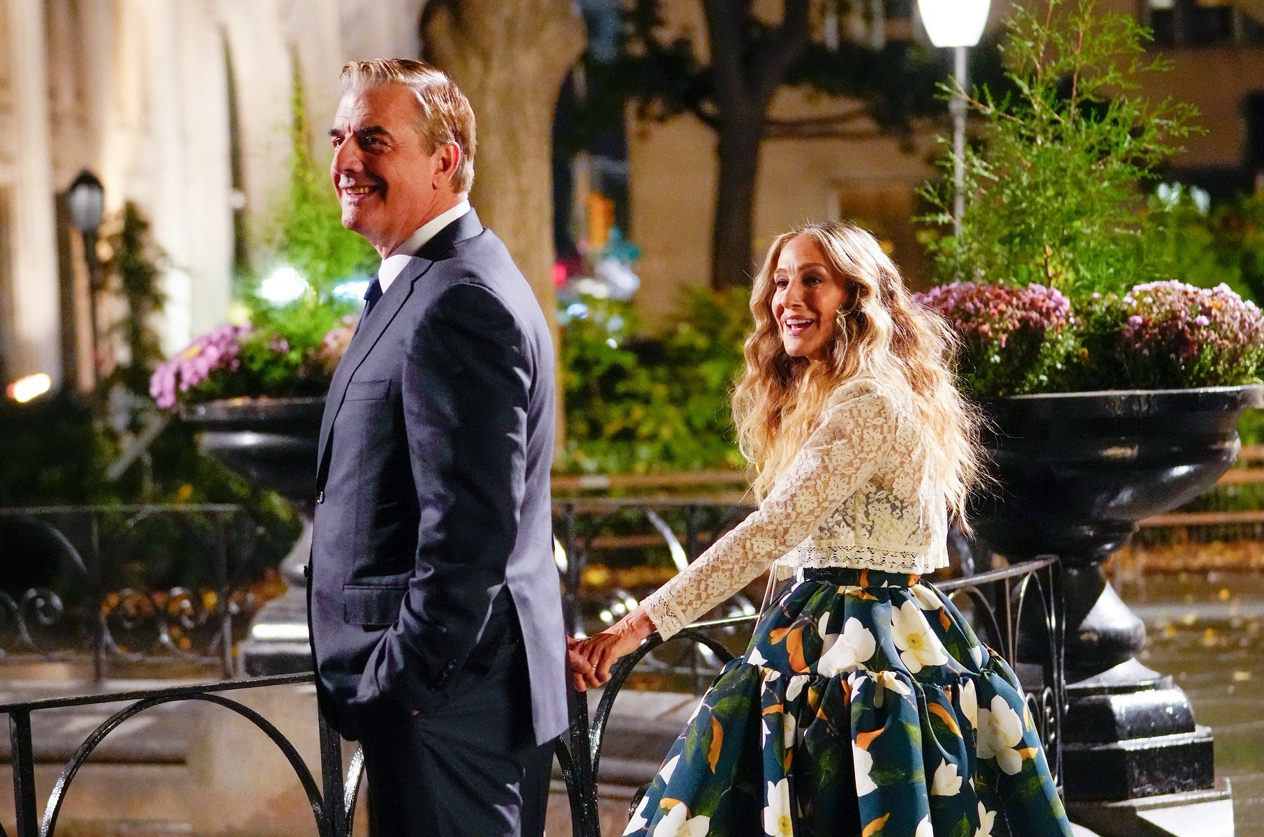 Chris Noth and Sarah Jessica Parker are seen filming scenes for 'And Just Like That...' in Madison Square Park