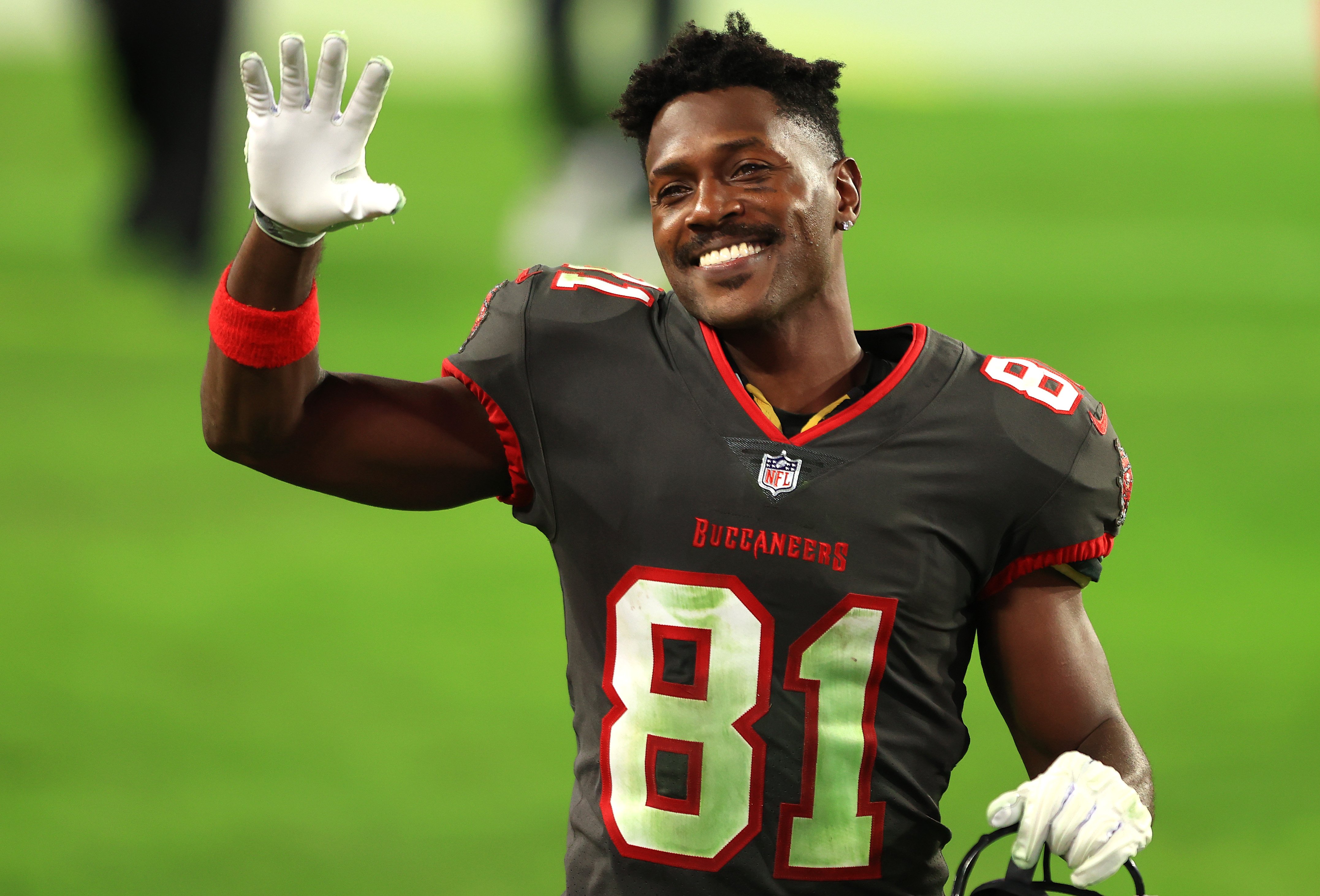 Antonio Brown reacting as he heads off the field following a game against the Los Angeles Rams