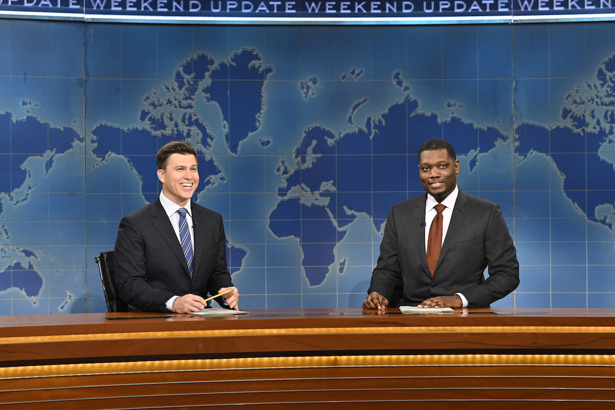 'SNL': Which Weekend Update Host is Worth More—Michael Che or Colin Jost?