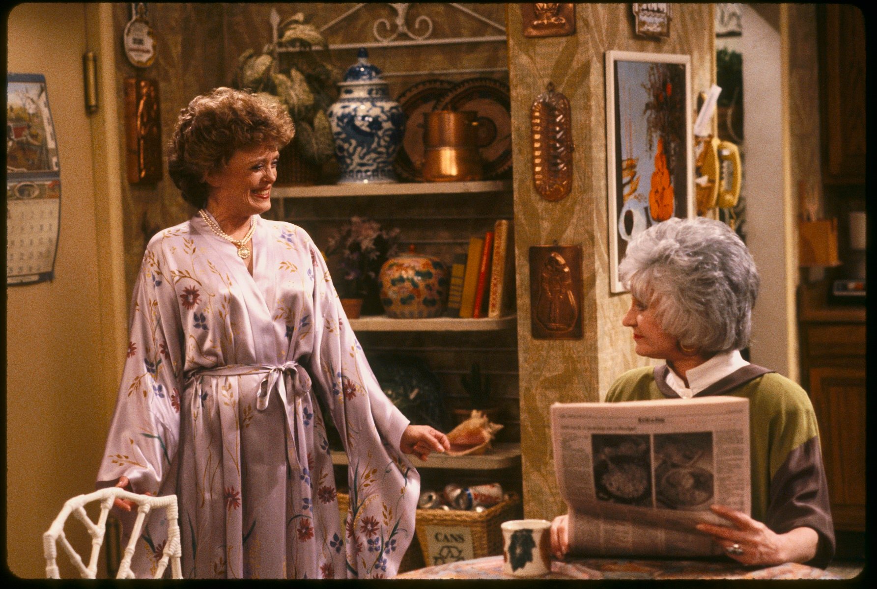 Rue McClanhan as Blanche Devereaux speaks with Bea Arthur as Dorothy Zbornak in 'The Golden Girls'