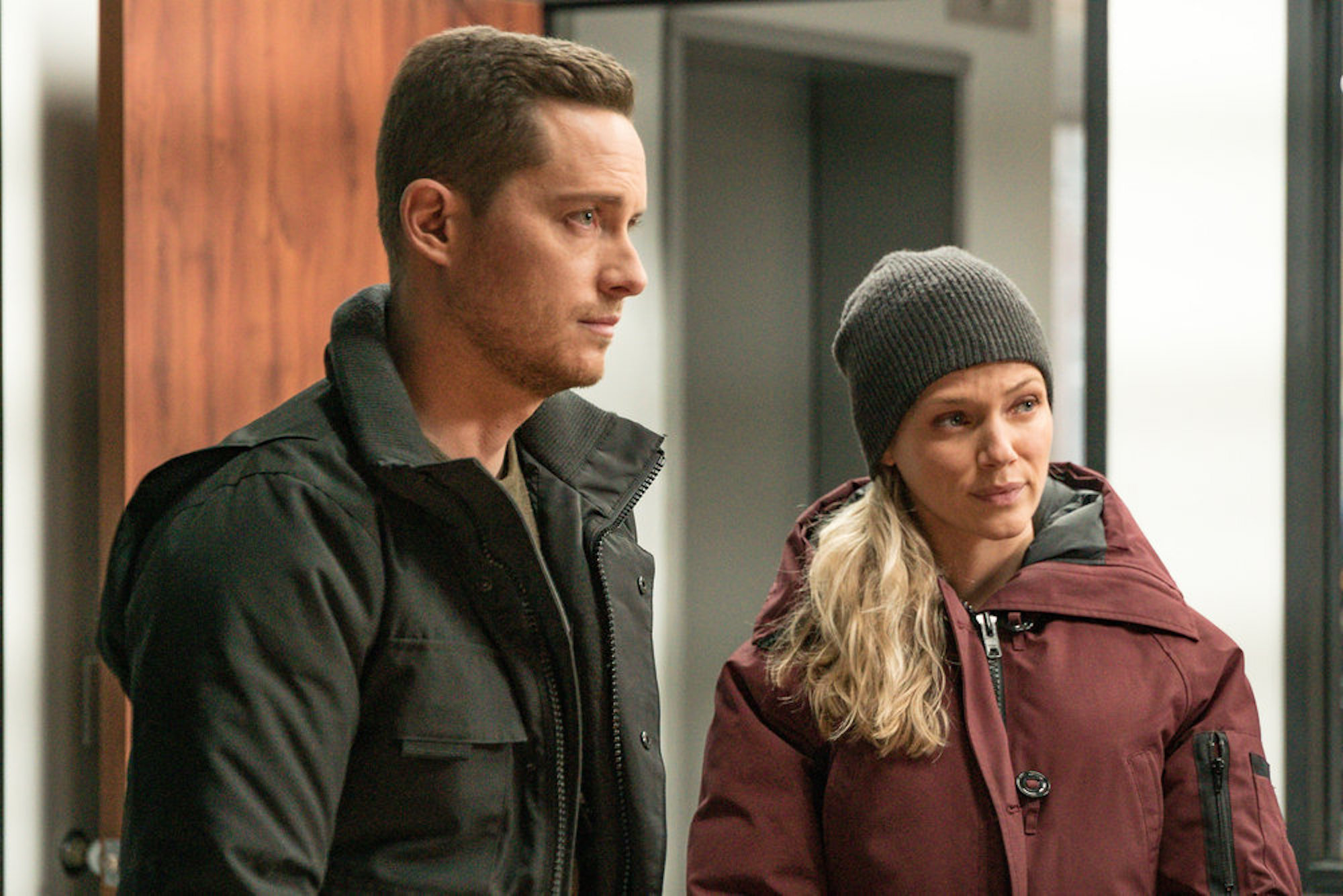 Jesse Lee Soffer as Jay Halstead and Tracy Spiridakos as Hailey Upton in 'Chicago P.D.' standing next to each other