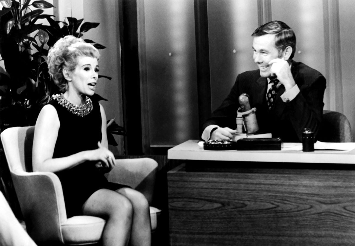 Joan Rivers sit with Johnny Carson for an appearance on 'The Tonight Show'
