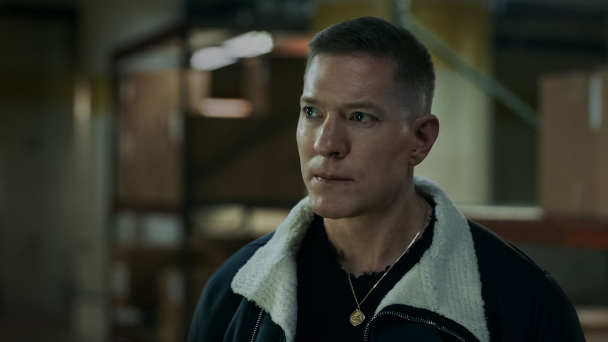 Joseph Sikora as Tommy Egan wearing a coat and gold chain in 'Power'