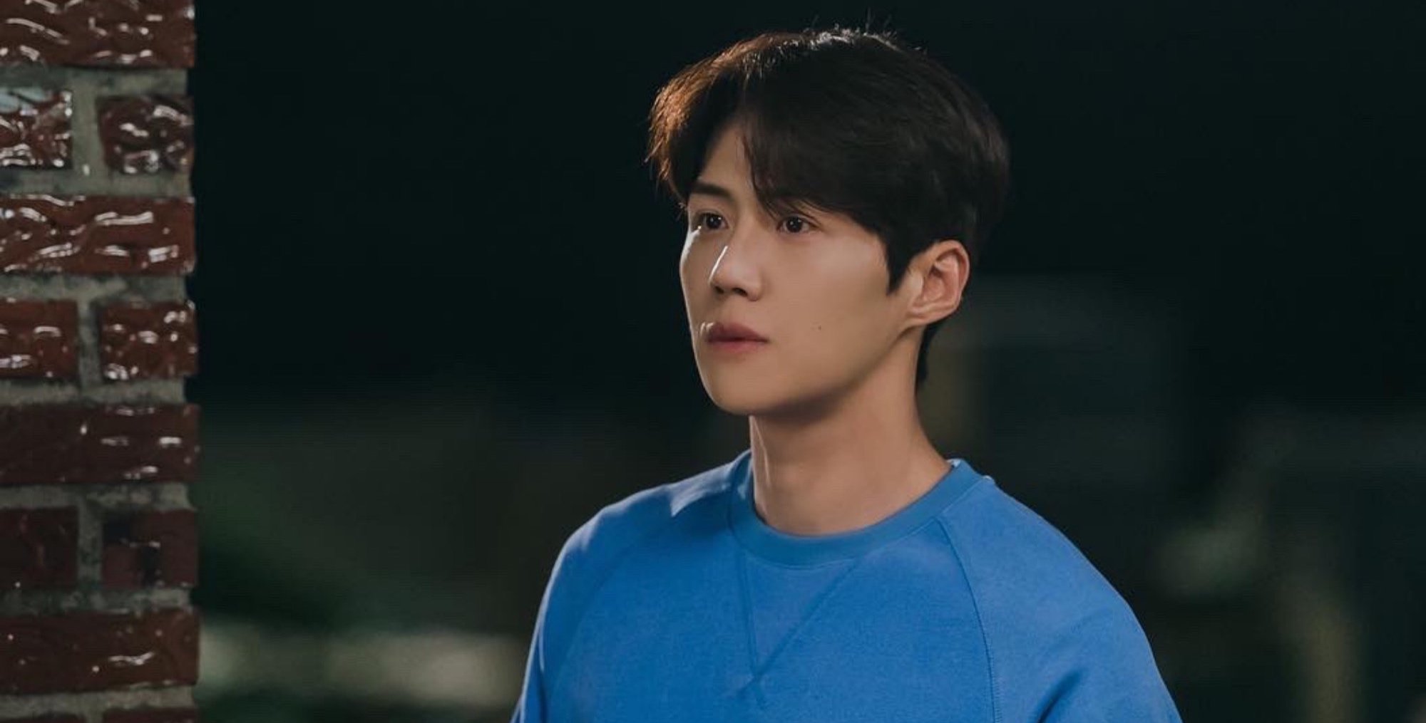 Kim Seon-ho in 'Hometown Cha-Cha-Cha' K-drama wearing blue sweater before abortion scandal