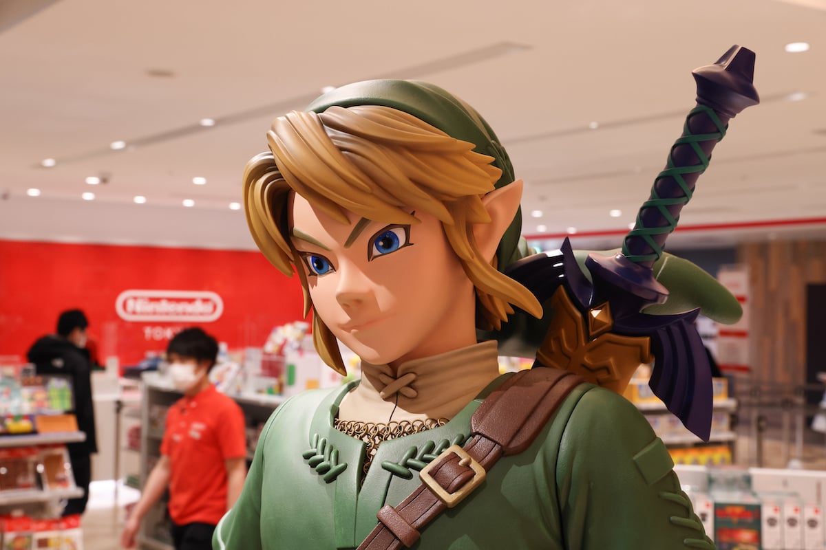 'The Legend of Zelda' Link statue stands in the Nintendo Tokyo store