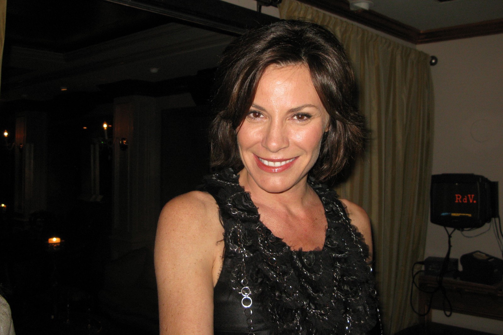 Luann de Lesseps from RHONY at a party