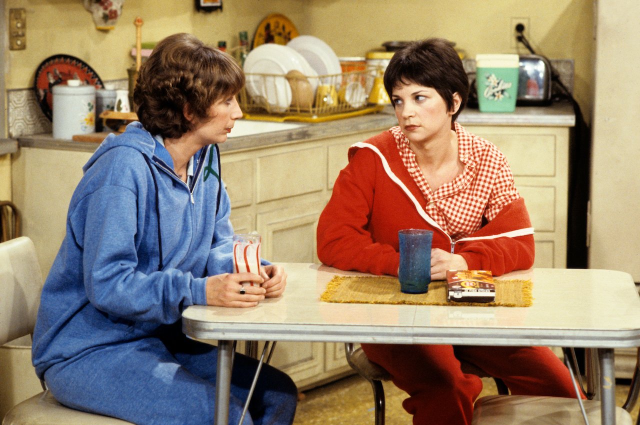 Penny Marshall and Cindy Williams of 'Laverne & Shirley'