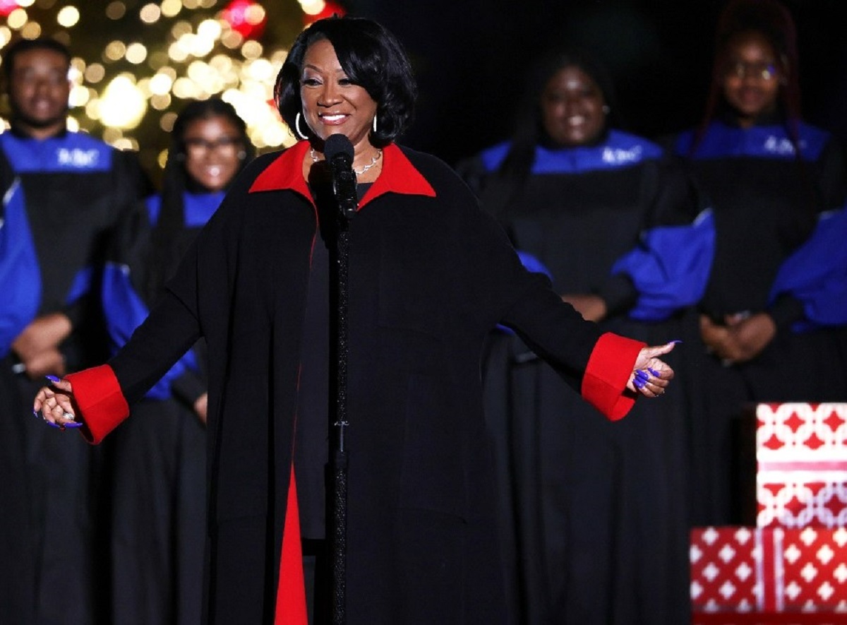 Singer Patti LaBelle performs at the lighting of the national Christmas tree