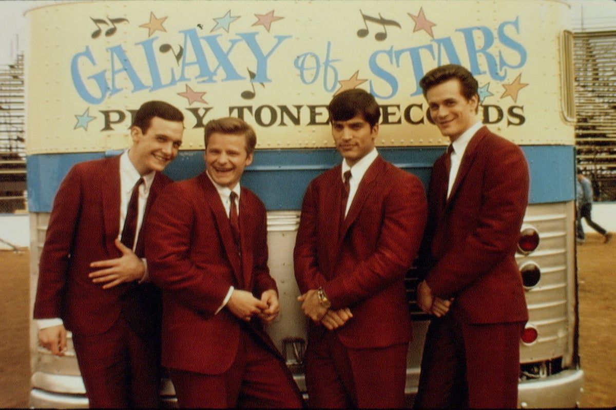 Ethan Embry, Steve Zahn, Johnathon Schaech, and Tom Everett Scott in 'That Thing You Do!'