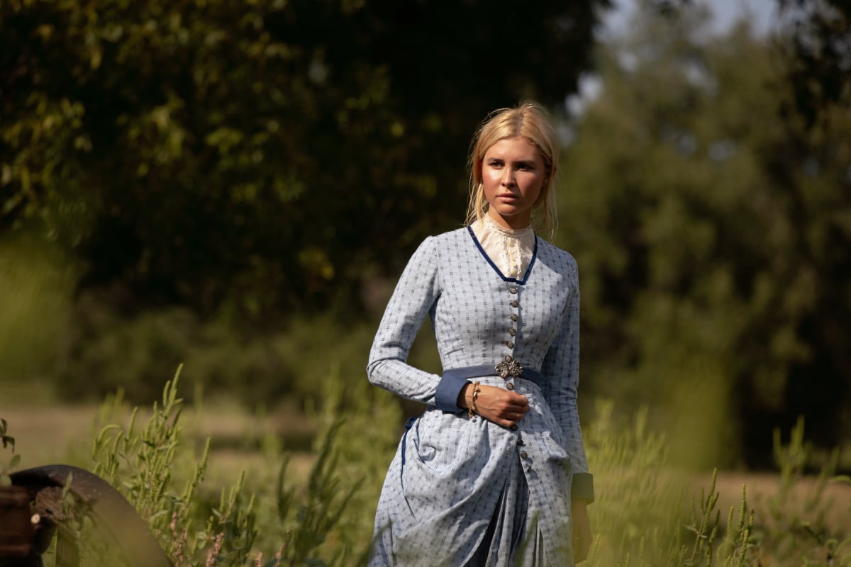 Yellowstone 1883 Isabel May in a still from the show