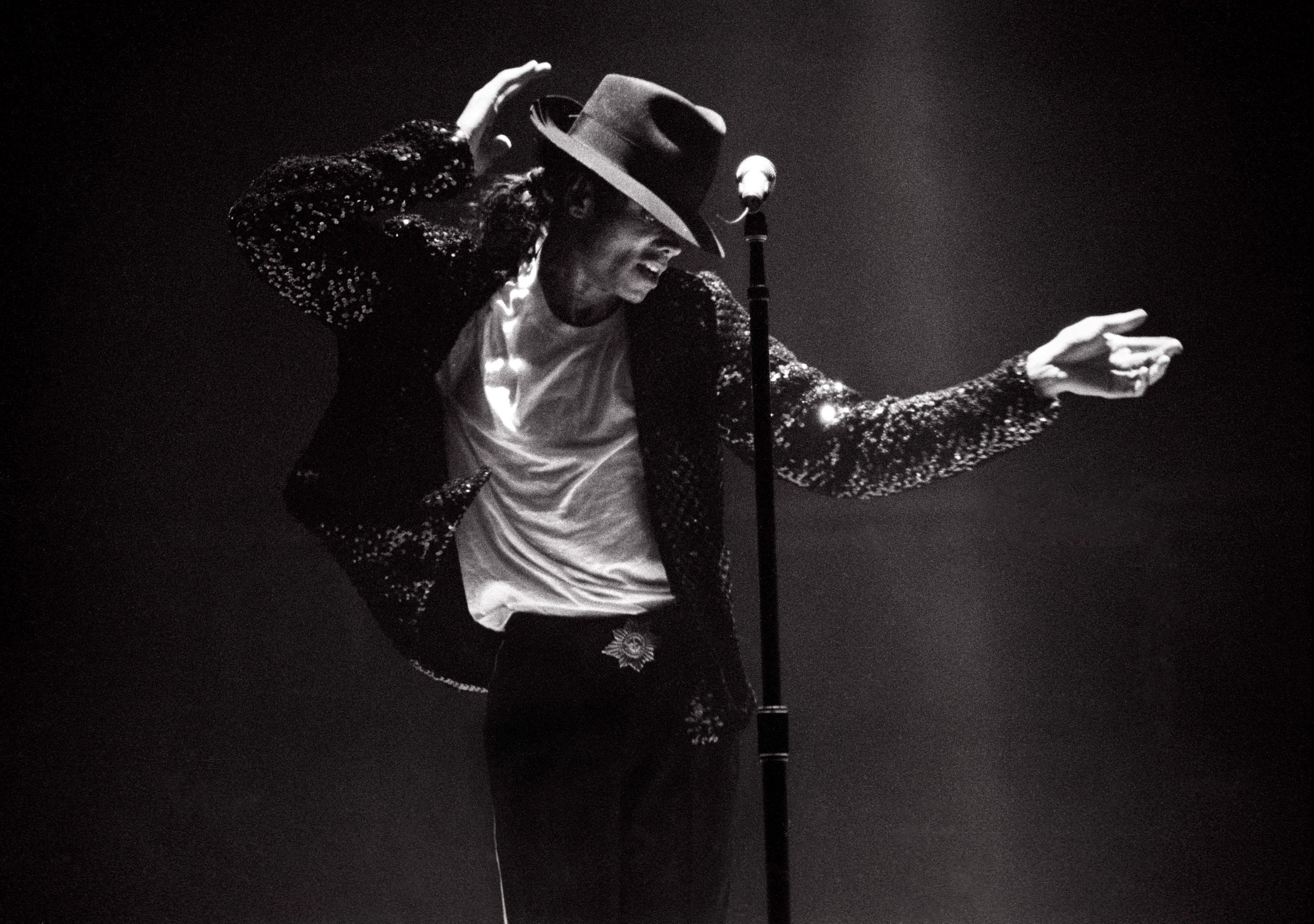 Michael Jackson wearing a hat