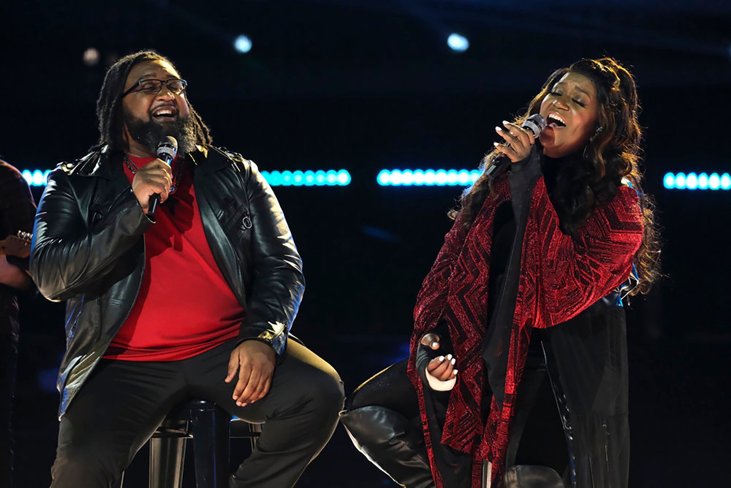 Paris Winningham and Wendy Moten perform on The Voice Season 21 Episode 23.