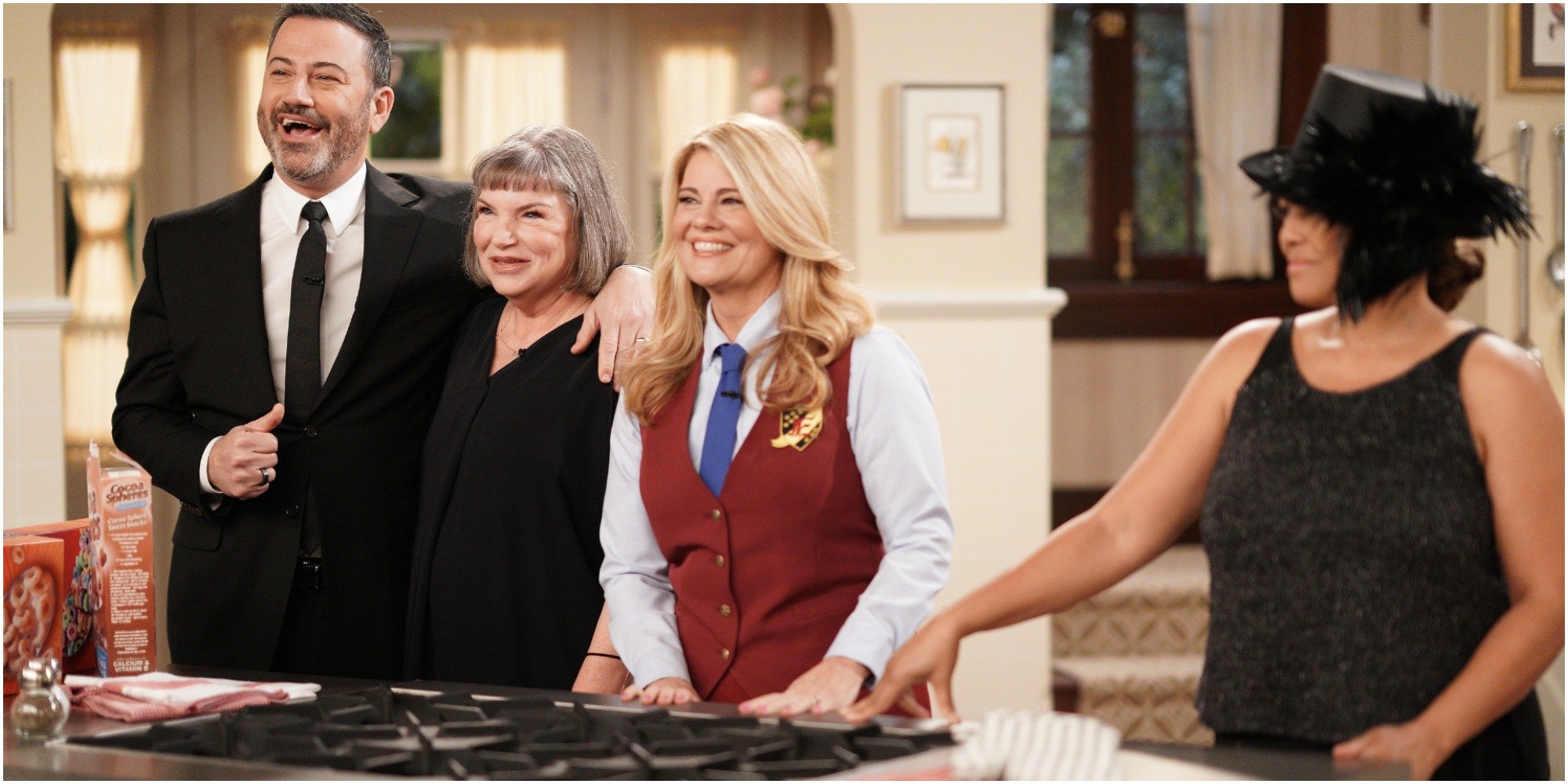 The original cast of The Facts of Life pose for a photo with Jimmy Kimmel.