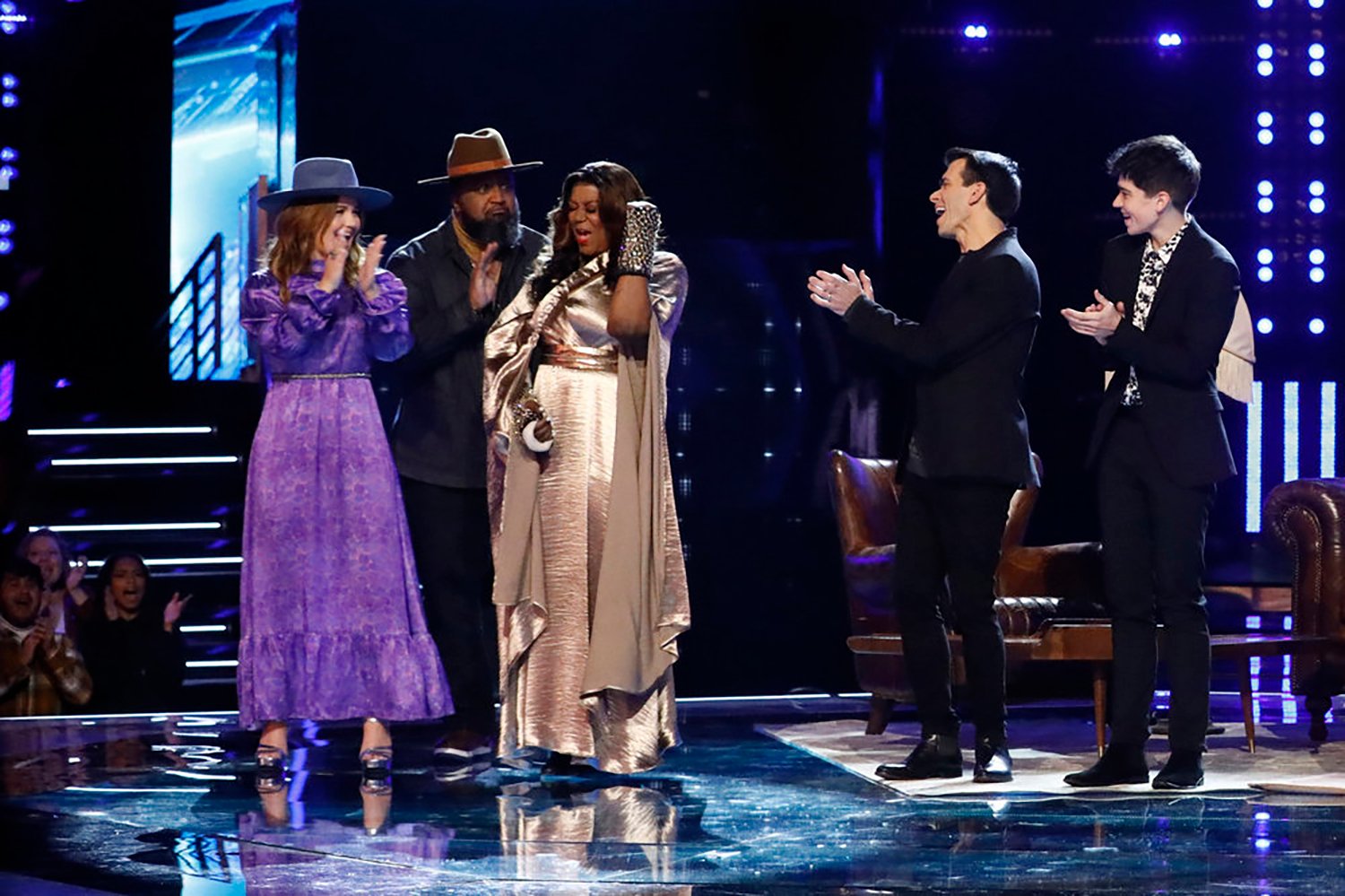 Lana Scott, Paris Winningham, Wendy Moten, and Jim and Sasha Allen during The Voice Season 21 Episode 24.