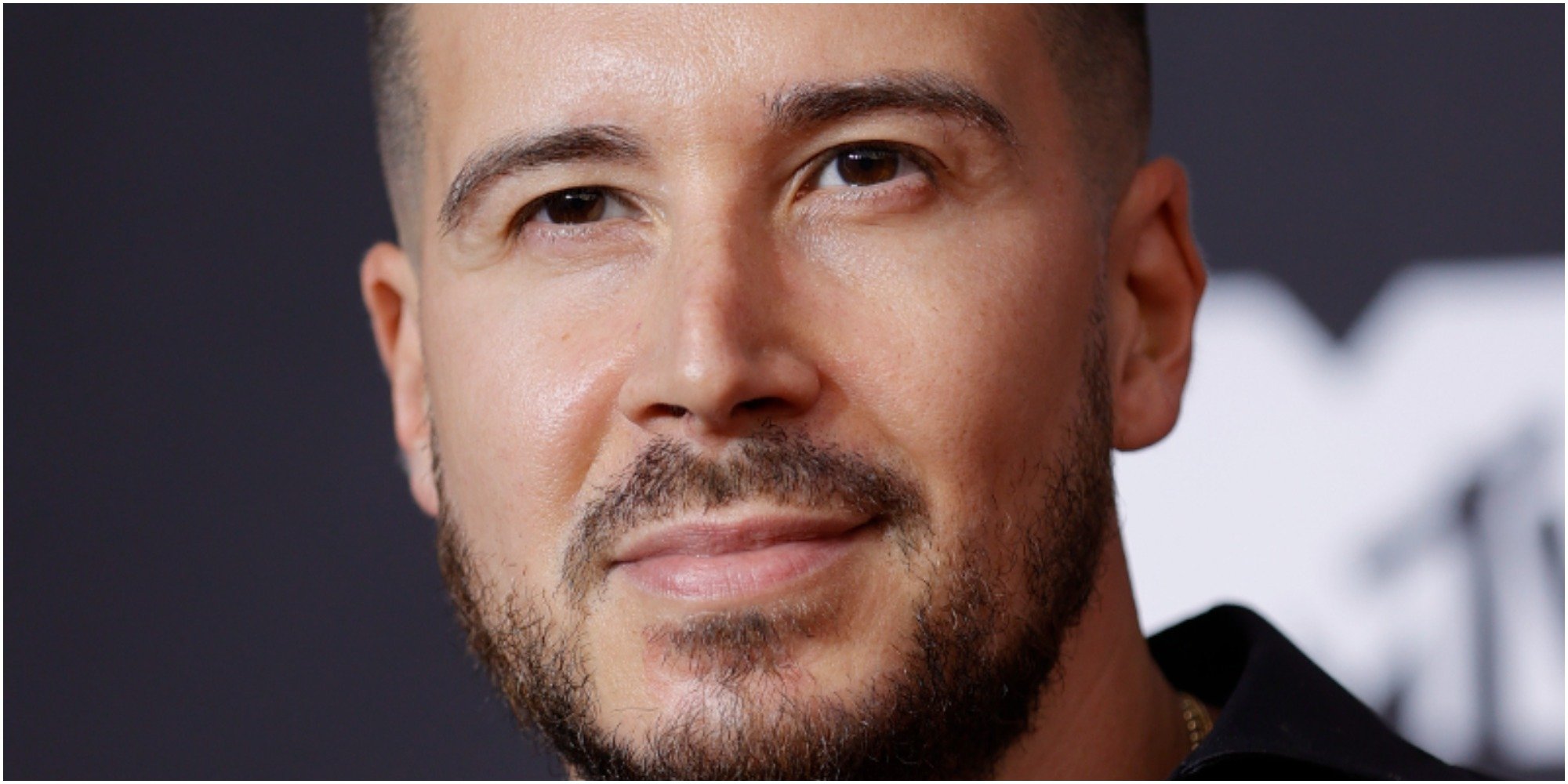Vinny Guadagnino photographed on the red carpet.