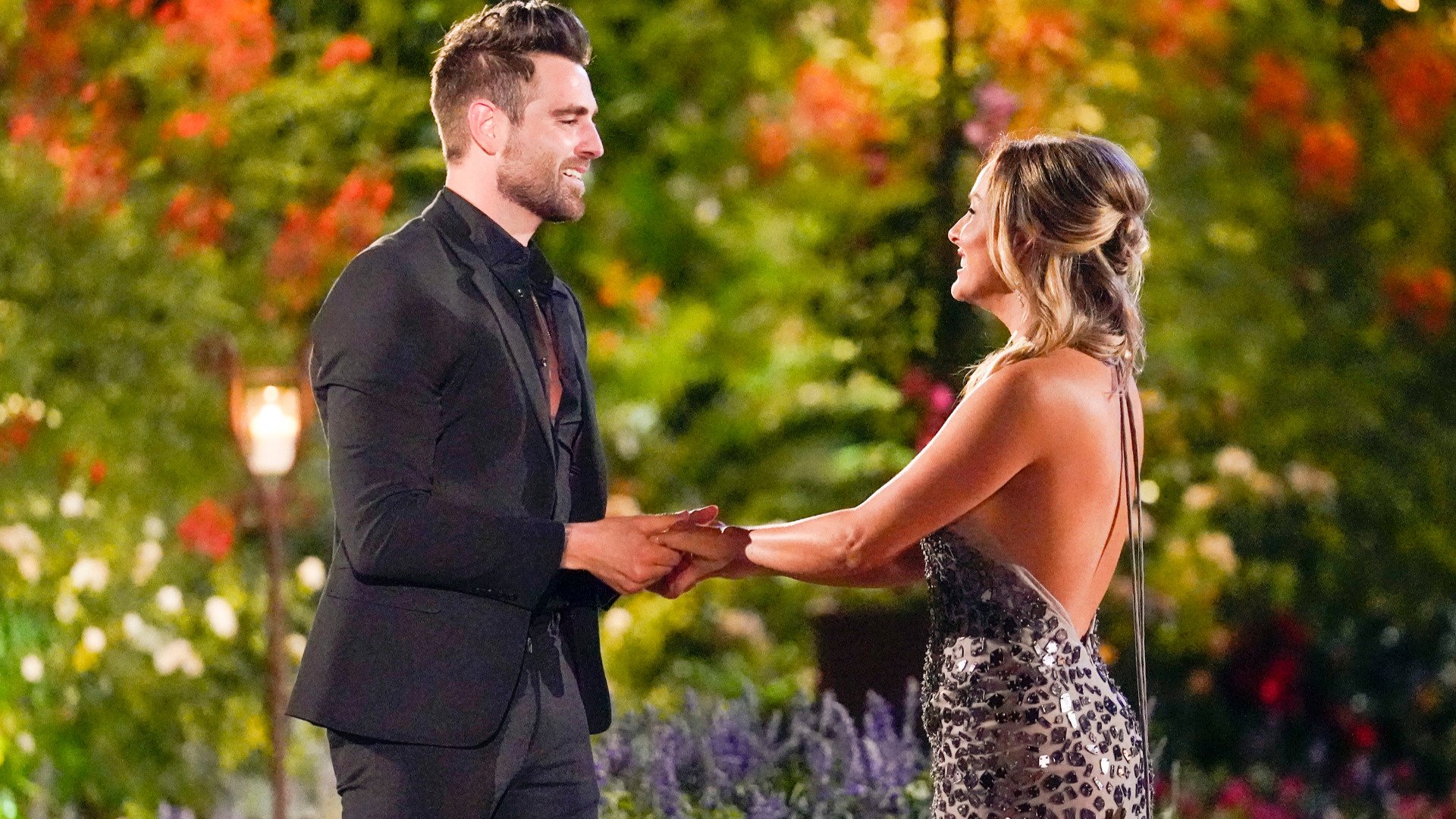 Clare Crawley and Blake Monar meet in ‘The Bachelorette’ Season 16 premiere