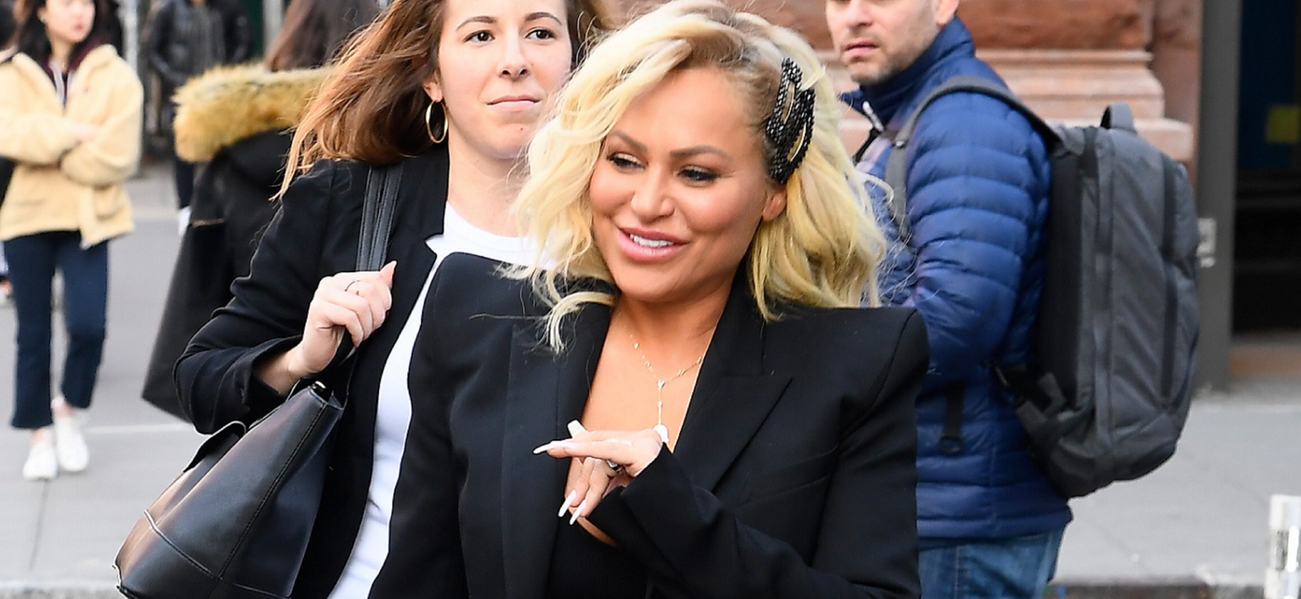 Darcey & Stacey' Season 3 Spoilers: Fans Think Darcey's Drama With Georgi  Is 'for the Cameras'