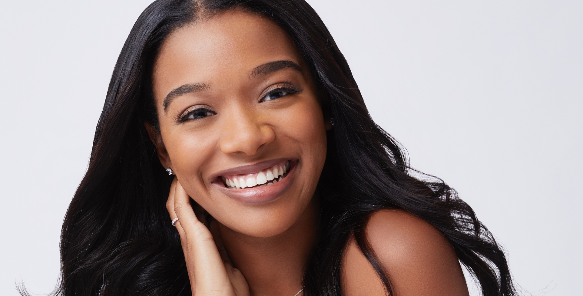 Eliza Isichei for 'The Bachelor' 2022 Season 26 profile photo of her smiling.