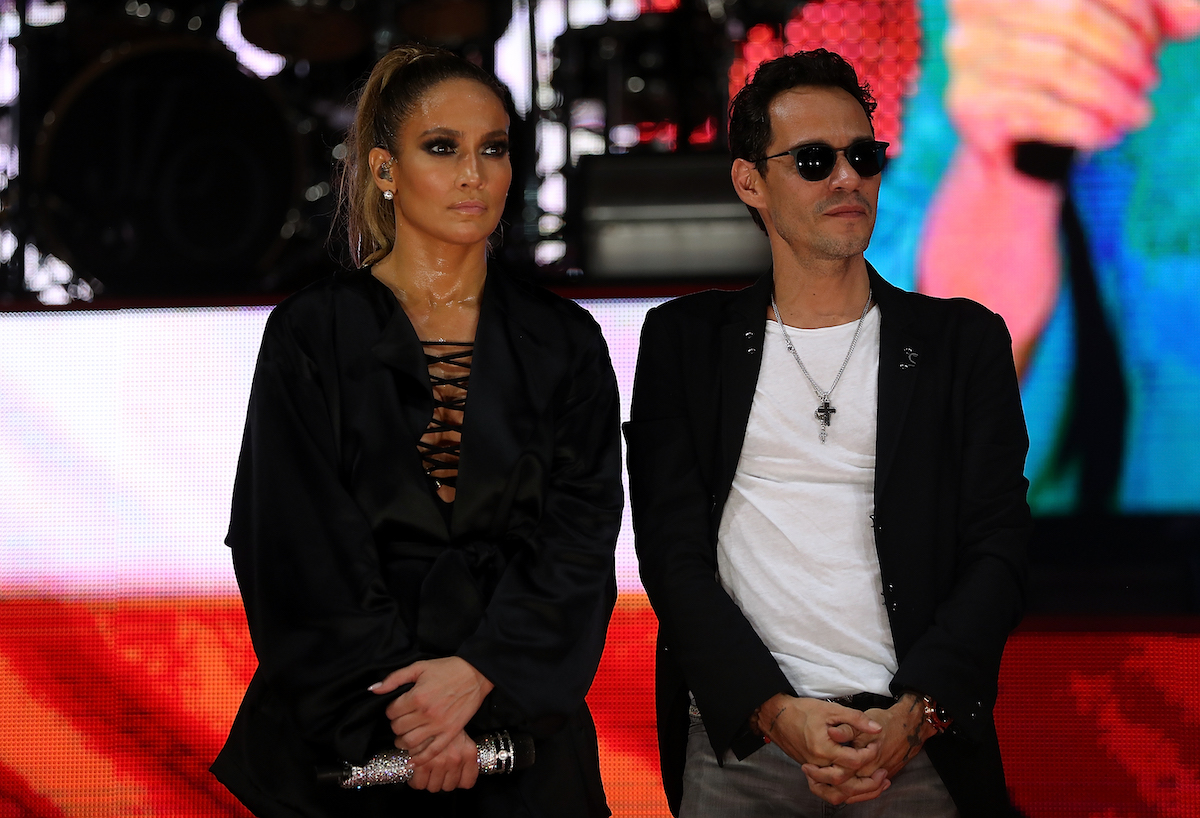 Jennifer Lopez and Marc Anthony on stage