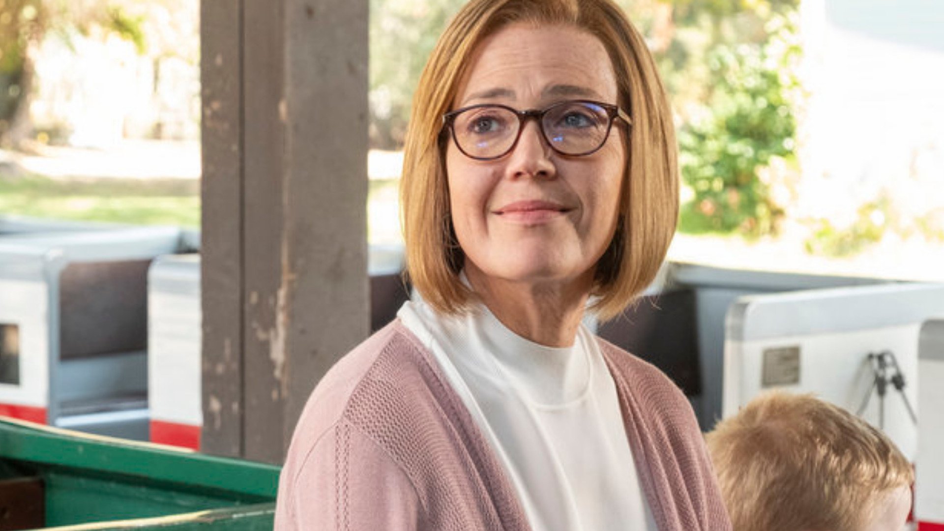 Mandy Moore as Rebecca Pearson smiling in ‘This Is Us’ Season 6 Episode 1