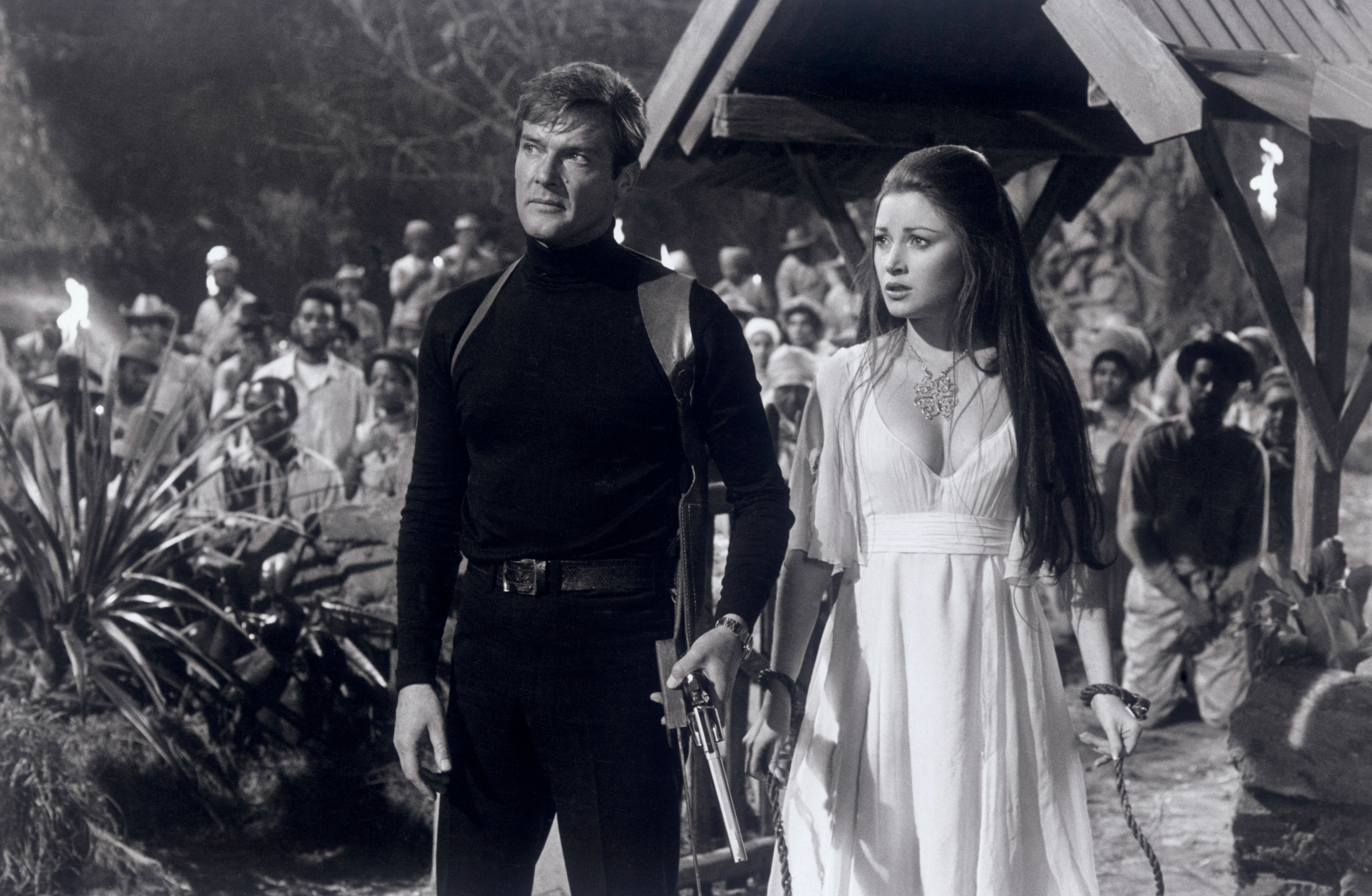 Roger Moore as James Bond and Jane Seymour as Solitaire in 'Live and Let Die'