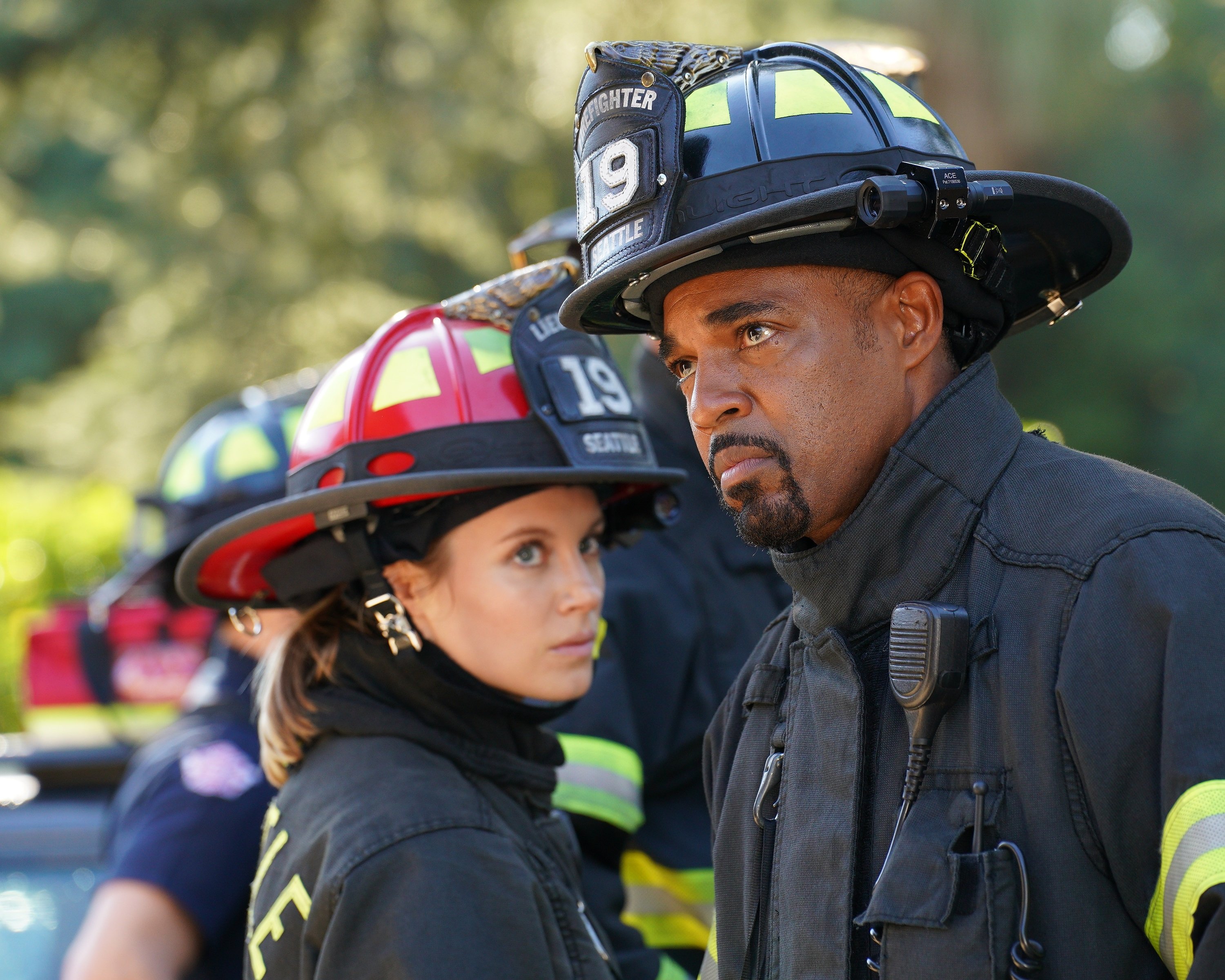 'Station 19' Season 5 cast members Danielle Savre and Jason George acting out a scene