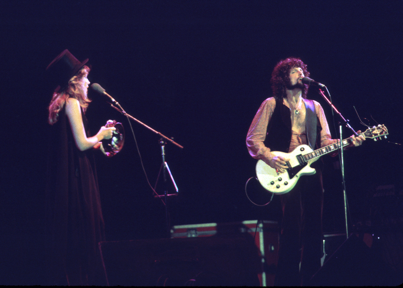 Stevie Nicks and Lindsey Buckingham performing with Fleetwood Mac in 1977.