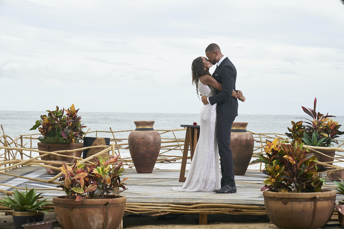 'The Bachelorette' star Michelle Young and Nayte Olukoya kissing following their engagement