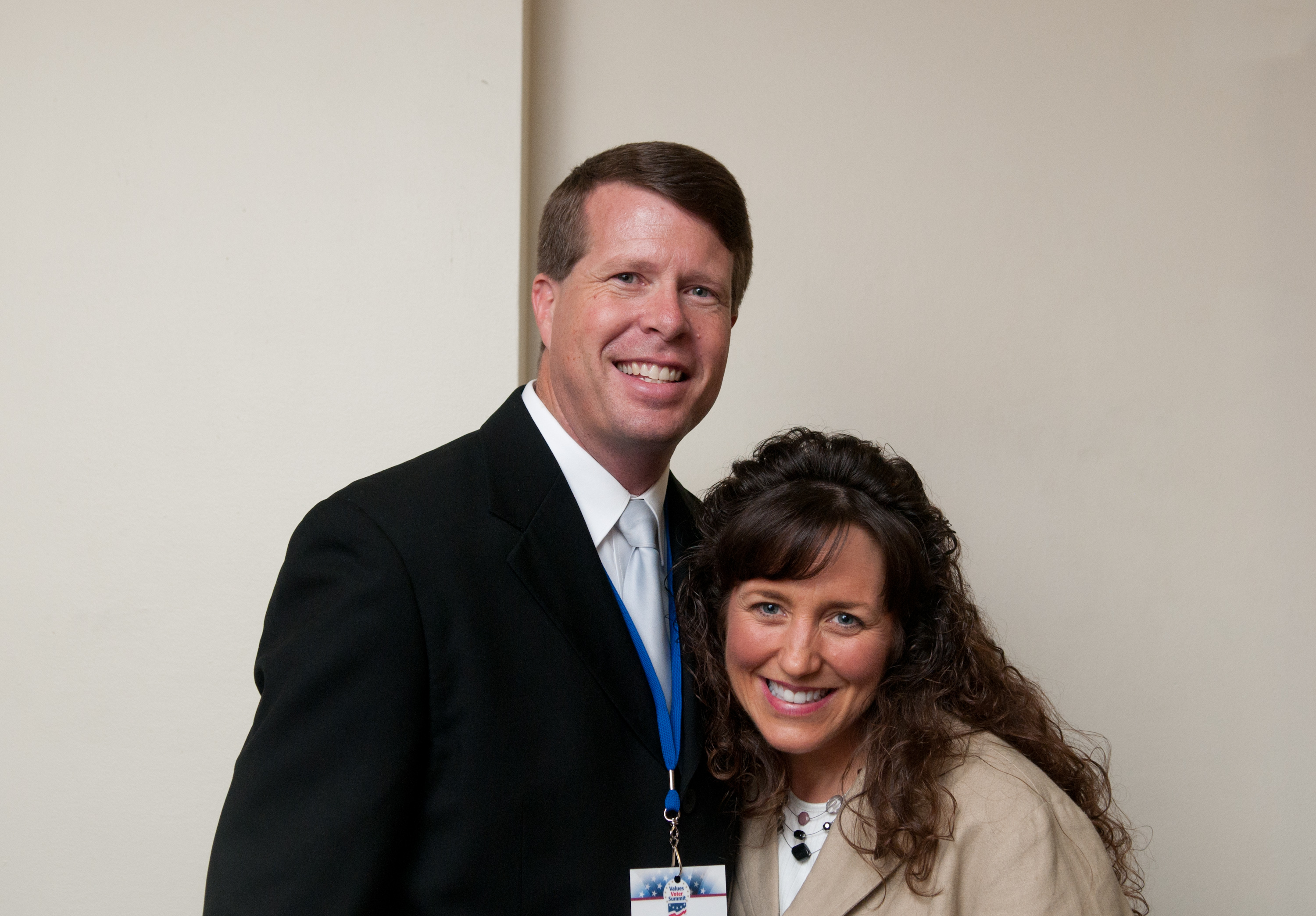 Jim Bob and Michelle Duggar poses for a photo together at the 5th Annual Values Voter Summit in 2010