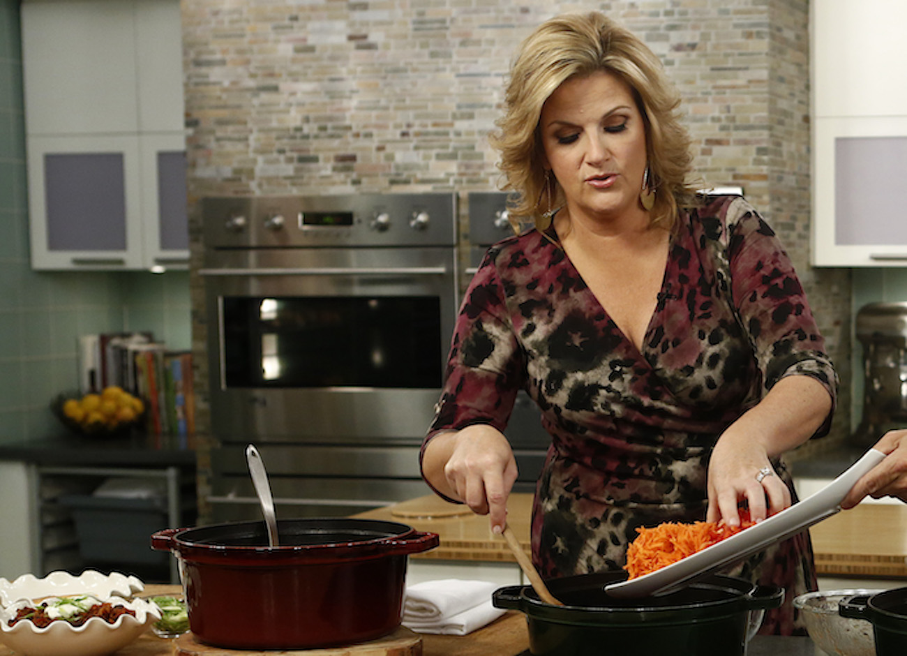 Trisha Yearwood's Smoky Chorizo Chili Is the Ultimate Low and Slow Dish for Winter Days