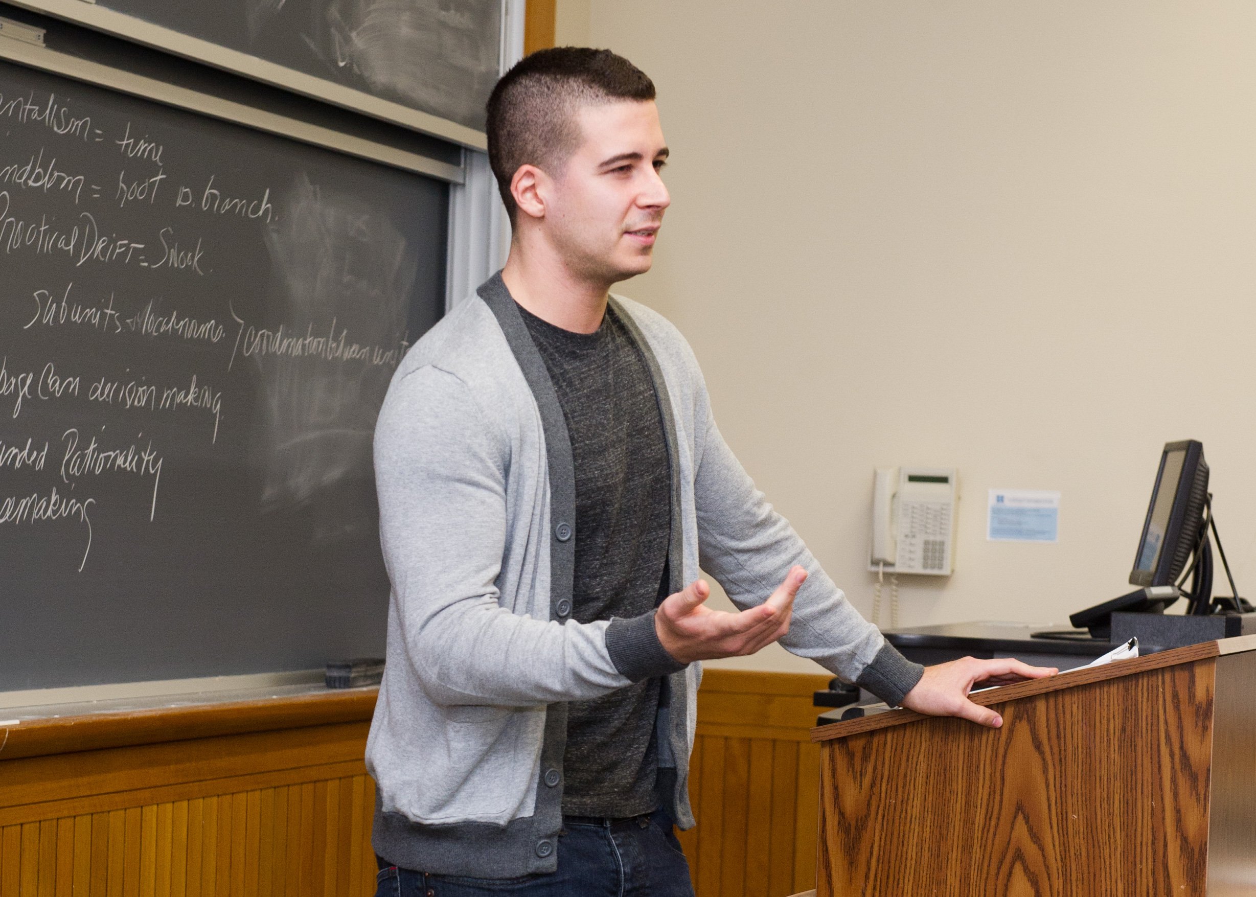 'Jersey Shore' star Vinny Guadagnino speaking at Columbia University in 2011