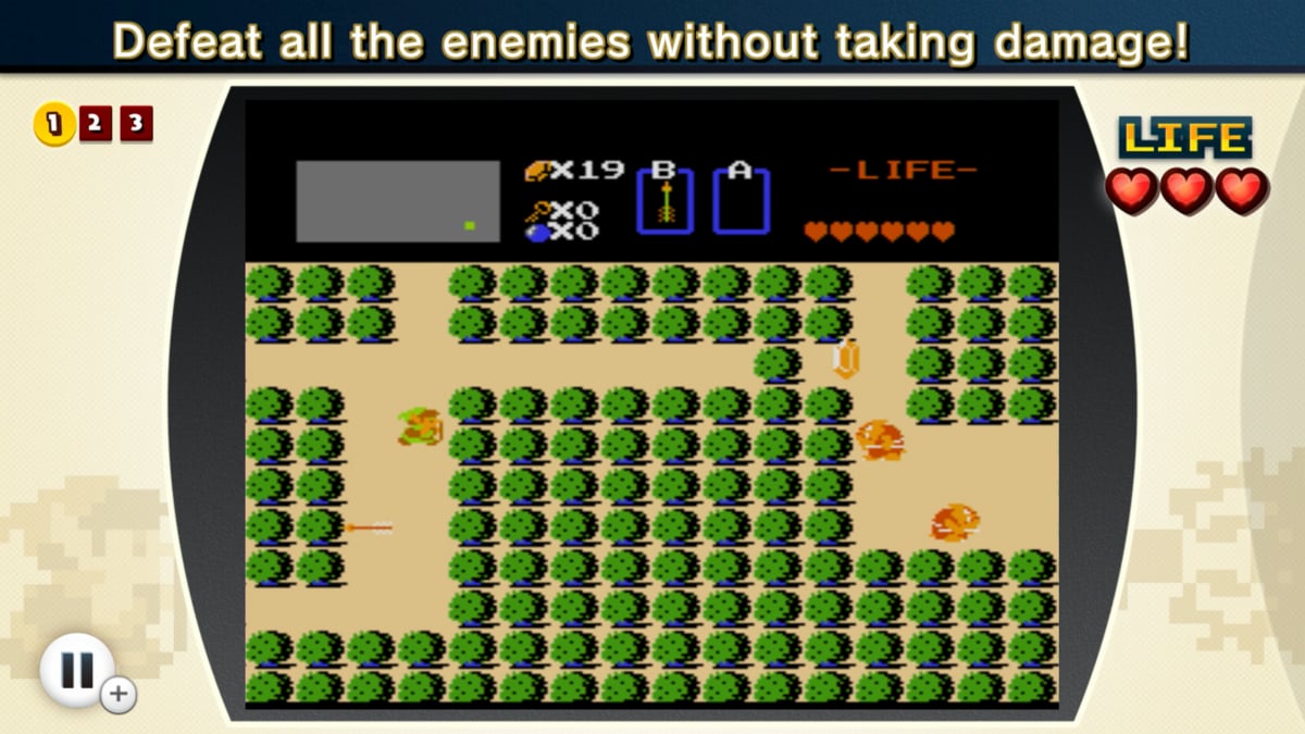 Link luchando contra Octoroks en 'The Legend of Zelda', lanzado por primera vez en 1986, en 'NES Remix Pack'