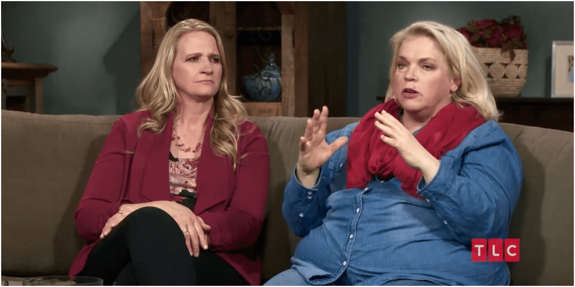 Christine and Janelle Brown during a Sister Wives confessional.