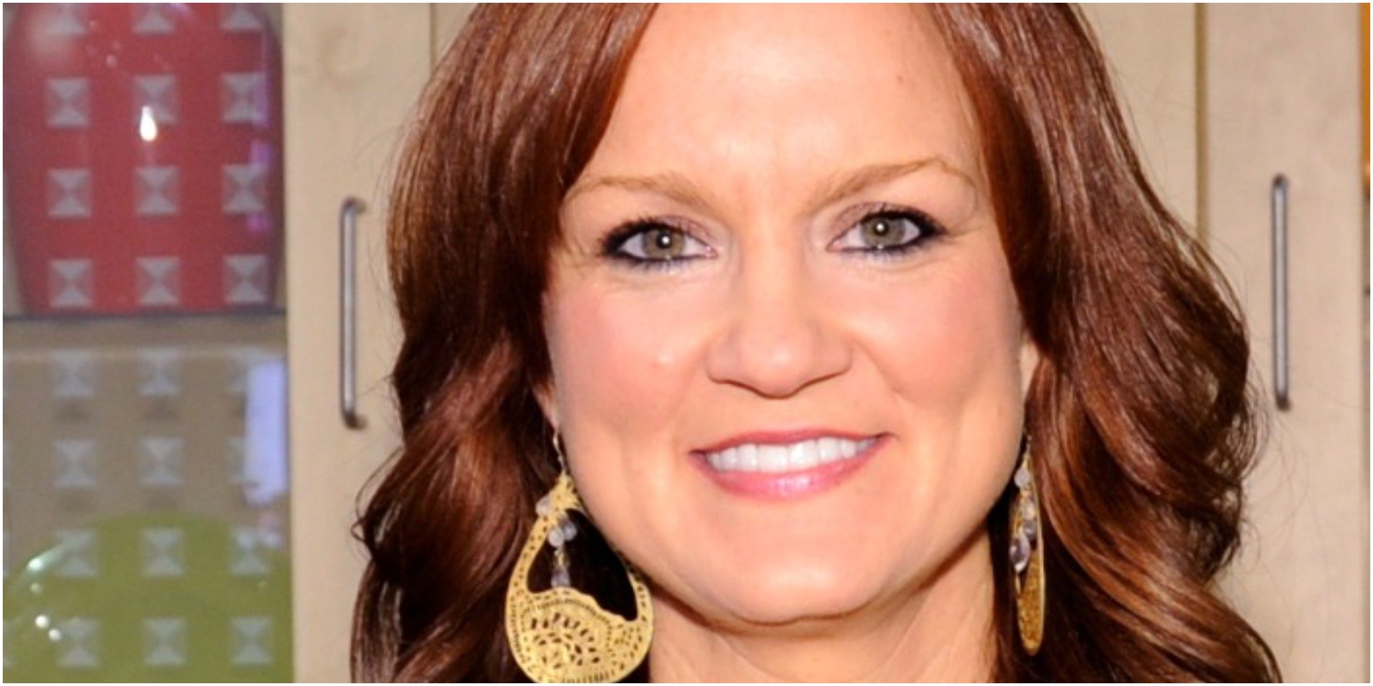 Ree Drummond poses on the set of Good Morning America.