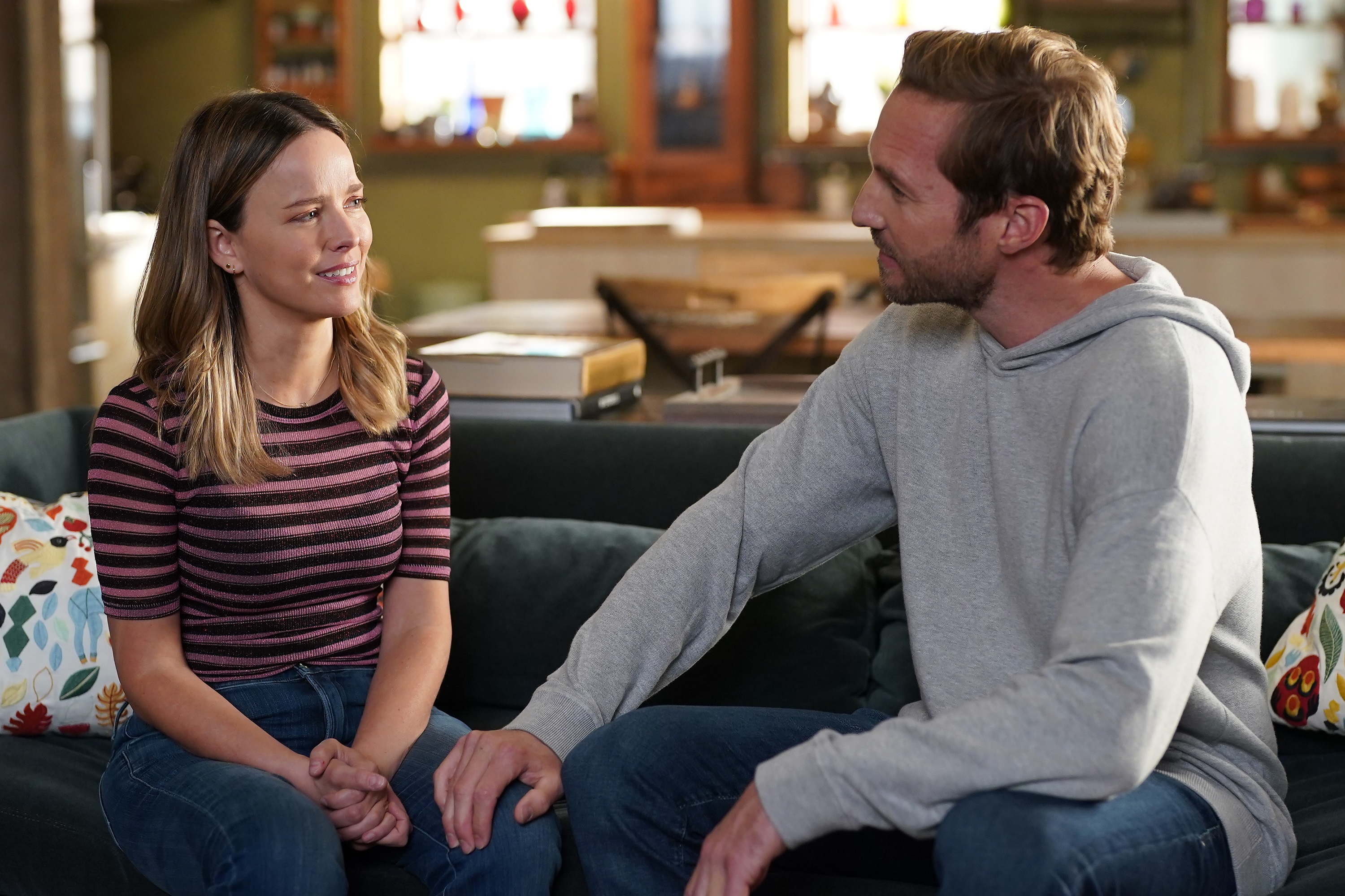 'A Million Little Things': Allison Miller and Ryan Hansen look into each other's eyes as Maggie Bloom and Camden