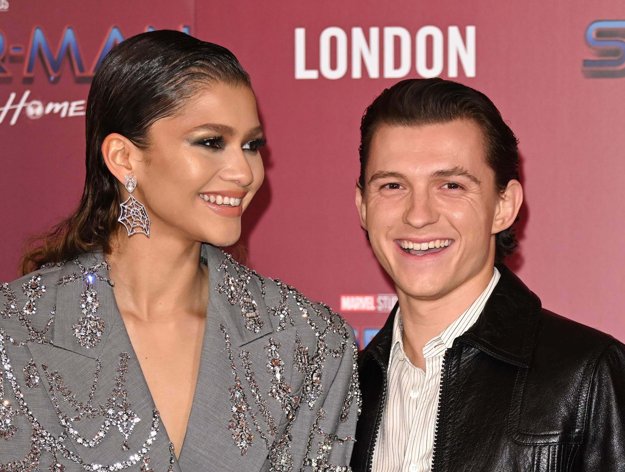 Is zendaya and tom holland dating