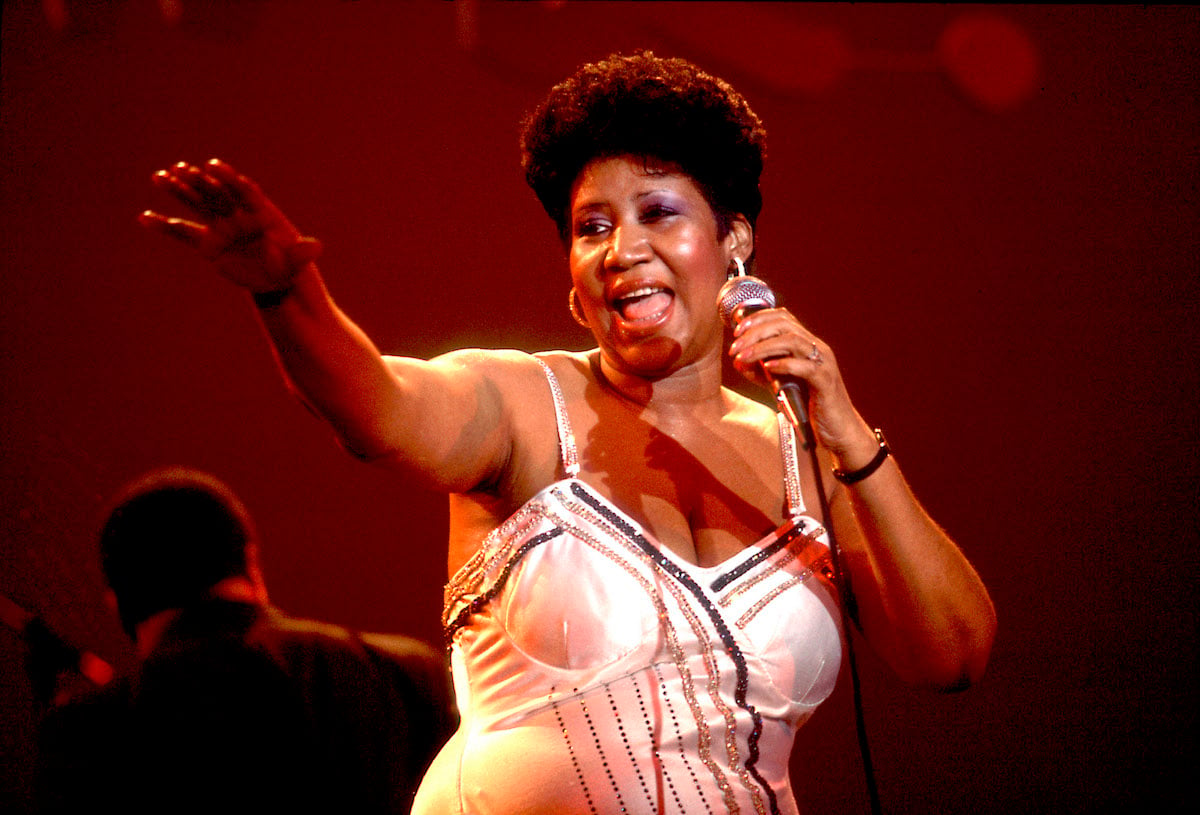 Aretha Franklin performs on stage