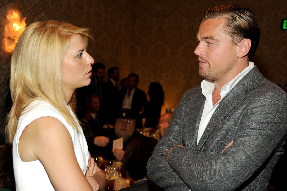 Leonardo DiCaprio looking at Claire Danes