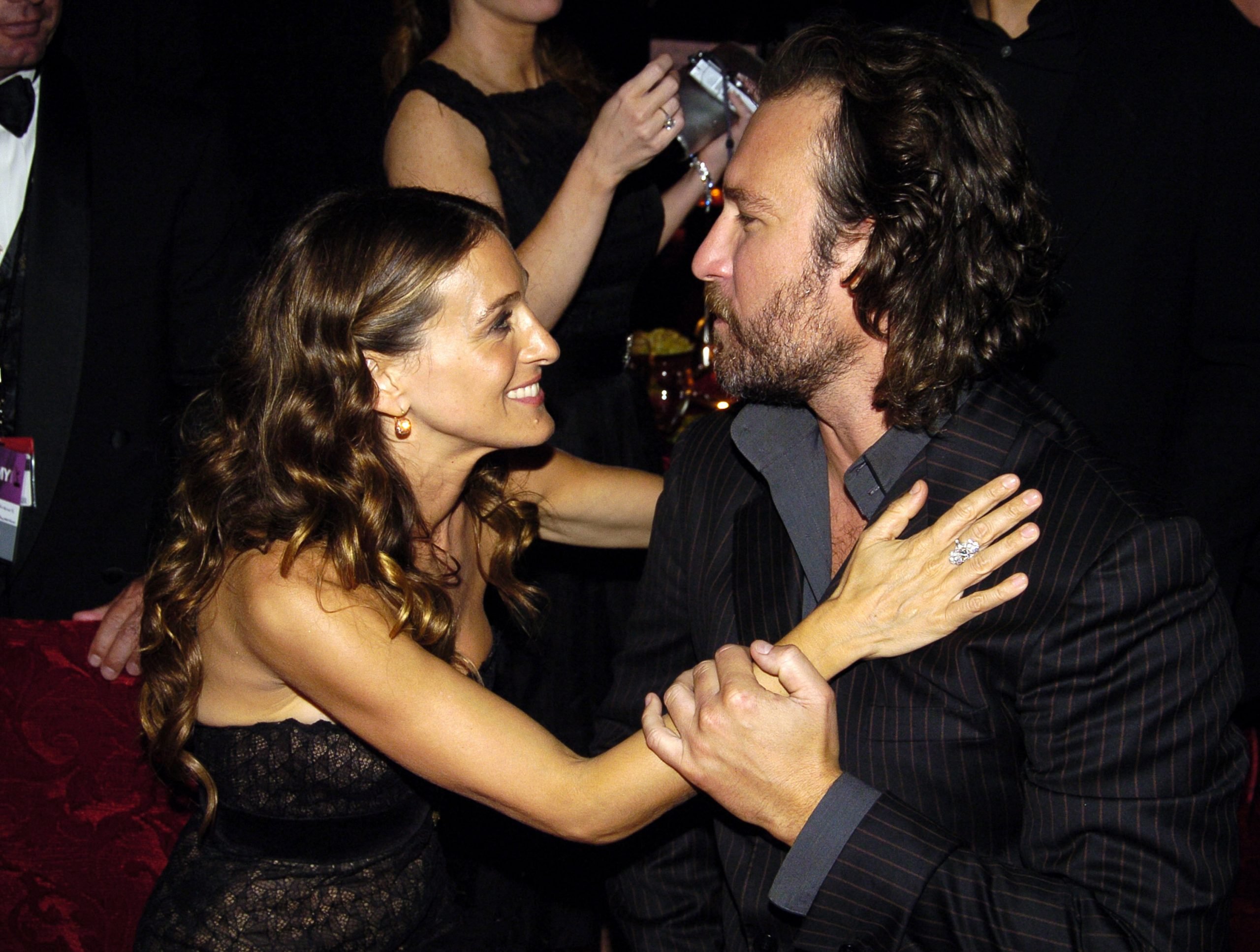 Sarah Jessica Parker and John Corbett sit together during the 56th Annual Primetime Emmy Awards