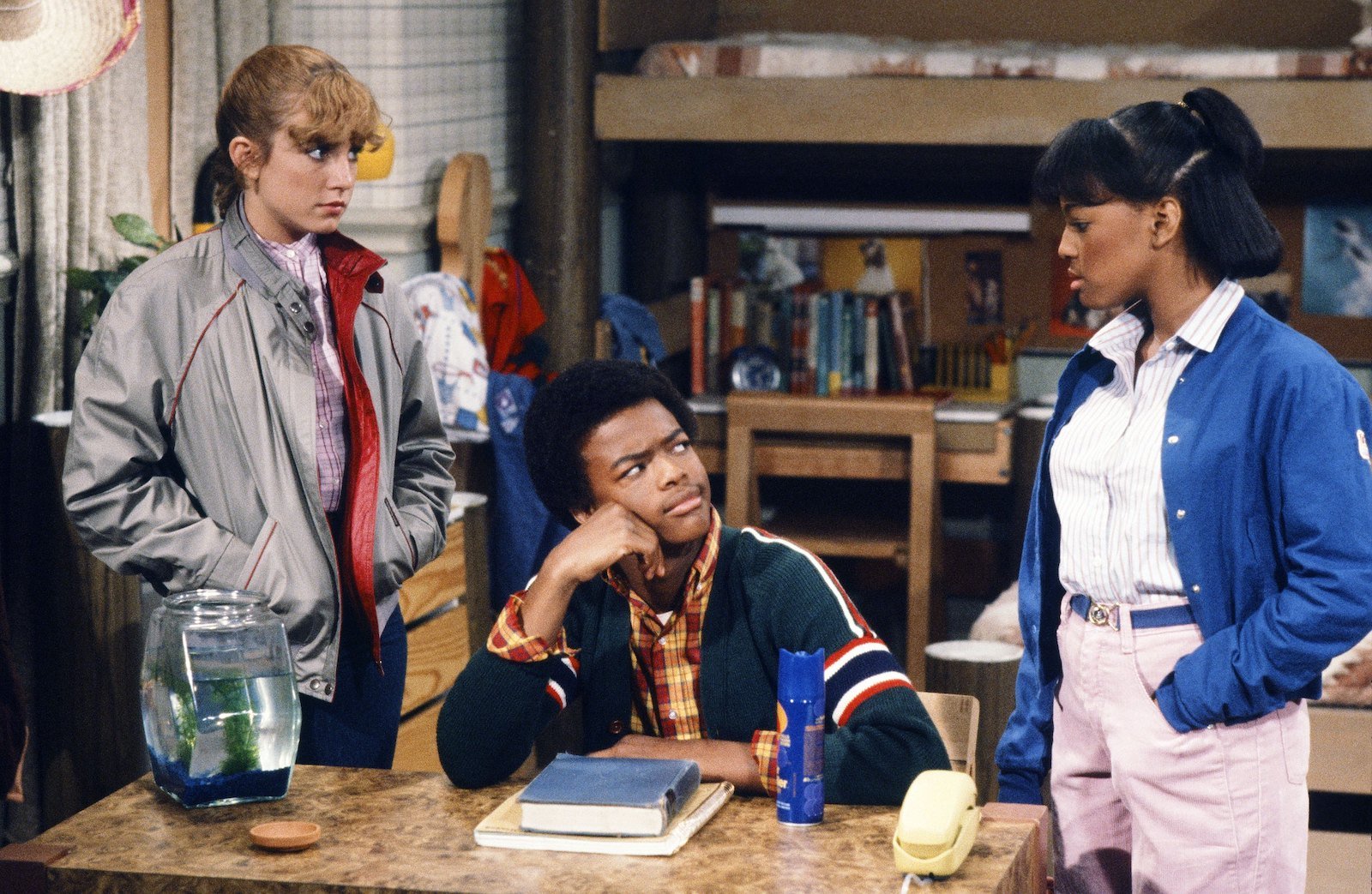 The 'Diff'rent Strokes' cast argue over homework in a scene 