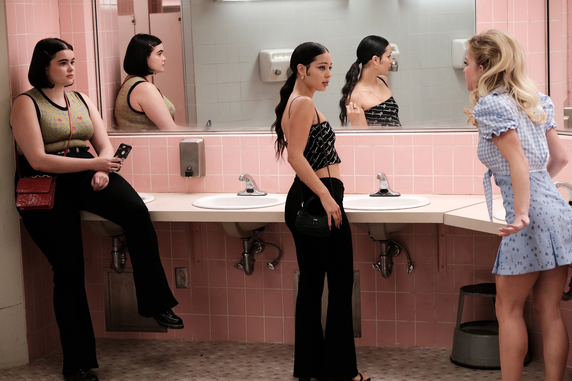 'Euphoria' Season 2 stars Barbie Fierra, Alexa Demie, and Sydney Sweeney having a conversation in a high school bathroom.