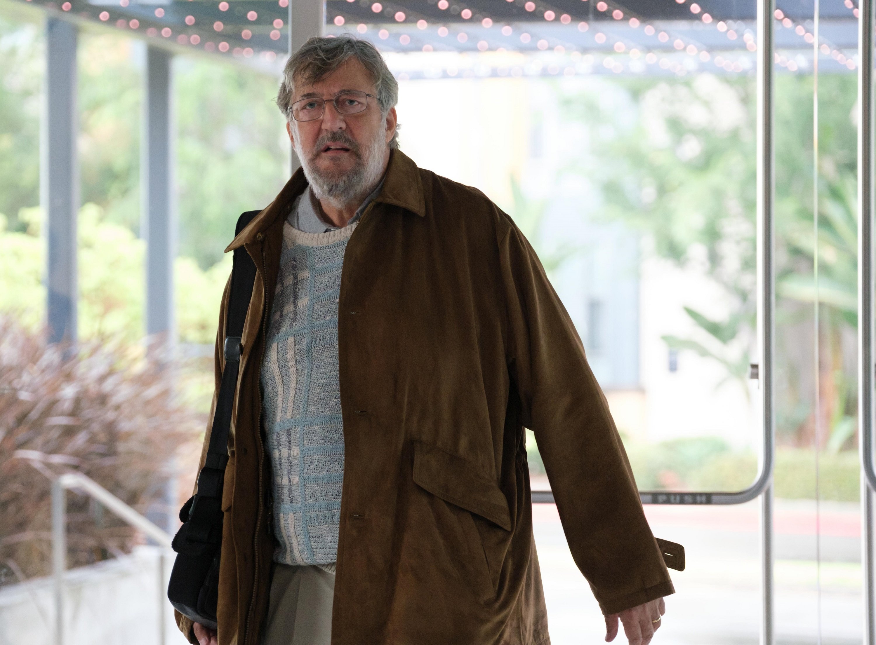 'The Dropout' cast member Stephen Fry plays Ian Gibbons looking worried