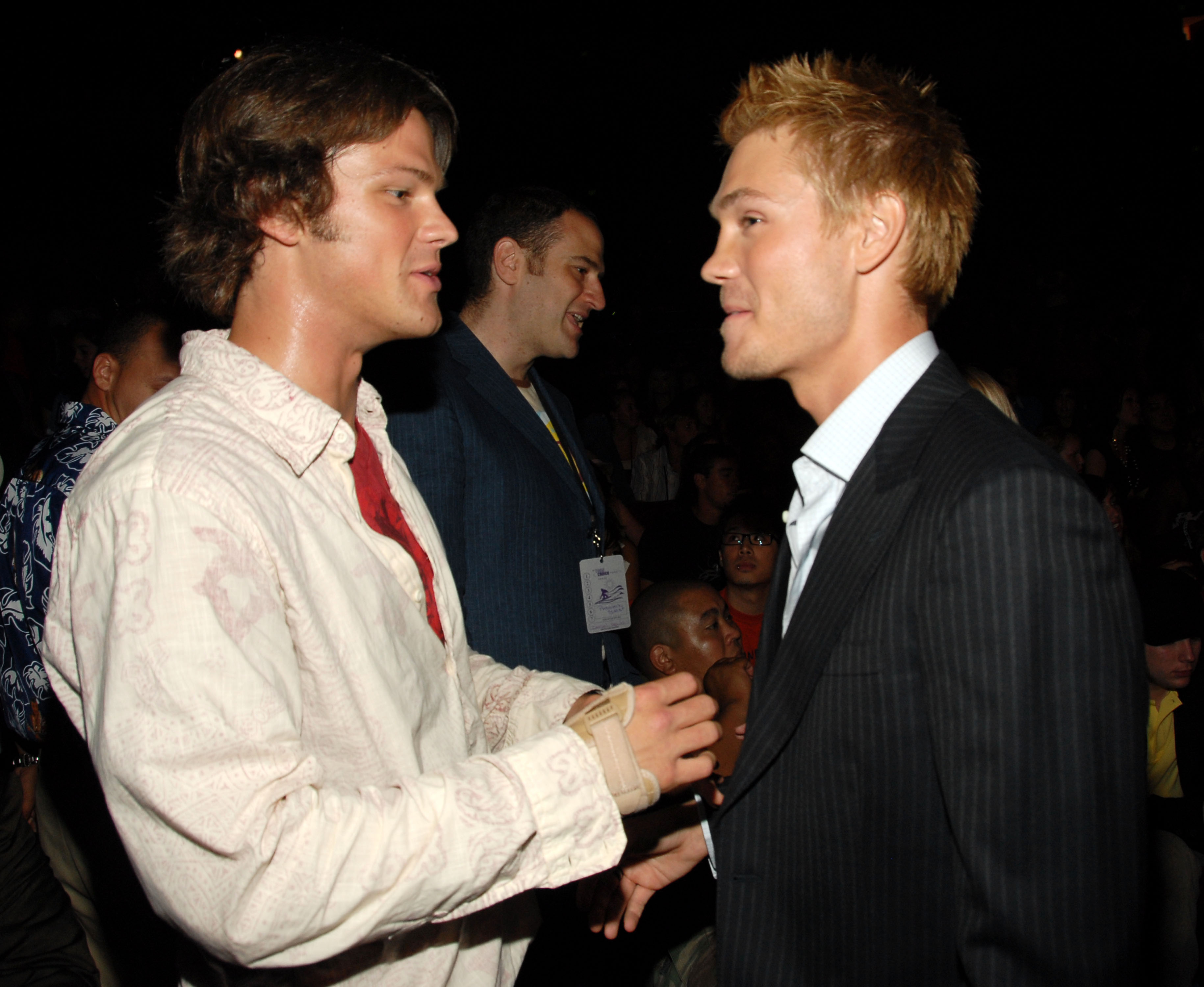 Jared Padalecki and Chad Michael Murray chat at the 2006 Teen Choice Awards. Padelecki and Murray both appeared in 'Gilmore Girls'. Padalecki played Dean Forrester. Murray took on the role of Tristan Dugray
