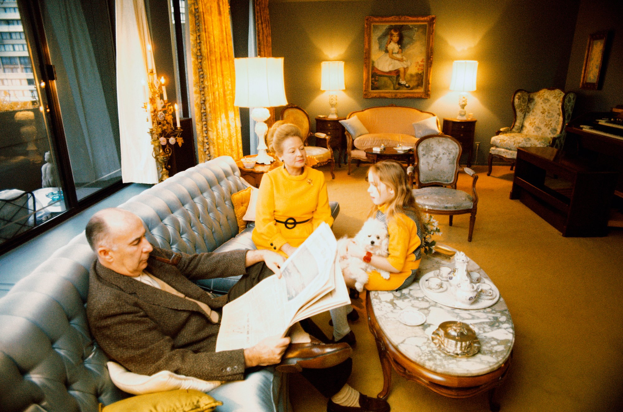 'Gaslit' subjects John Mitchell, Martha Mitchell and daughter Marti Mitchell sit together in their living room