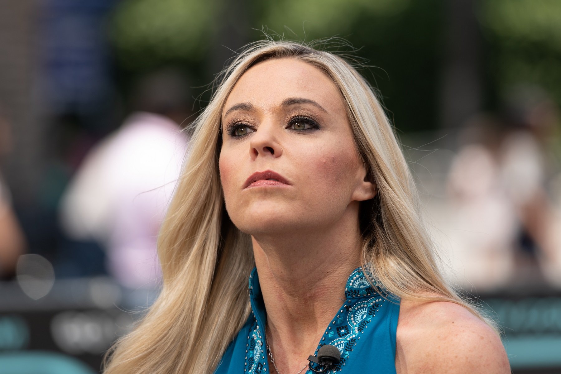 Kate Gosselin, formerly of Kate Plus 8, in a blue top