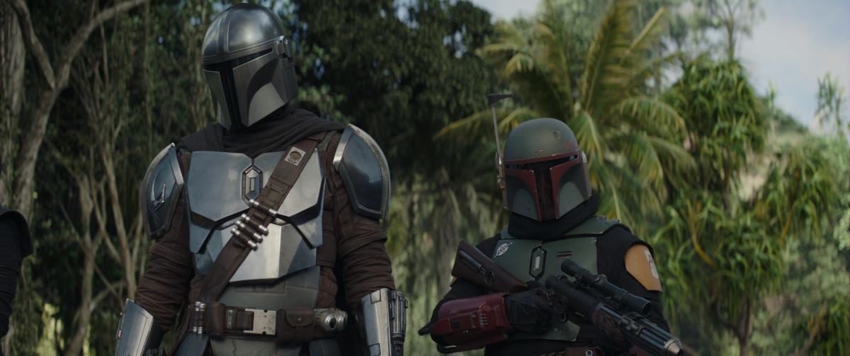 (L-R) The Mandalorian (Pedro Pascal) and Boba Fett (Temuera Morrison) in 'The Mandalorian' Season 2