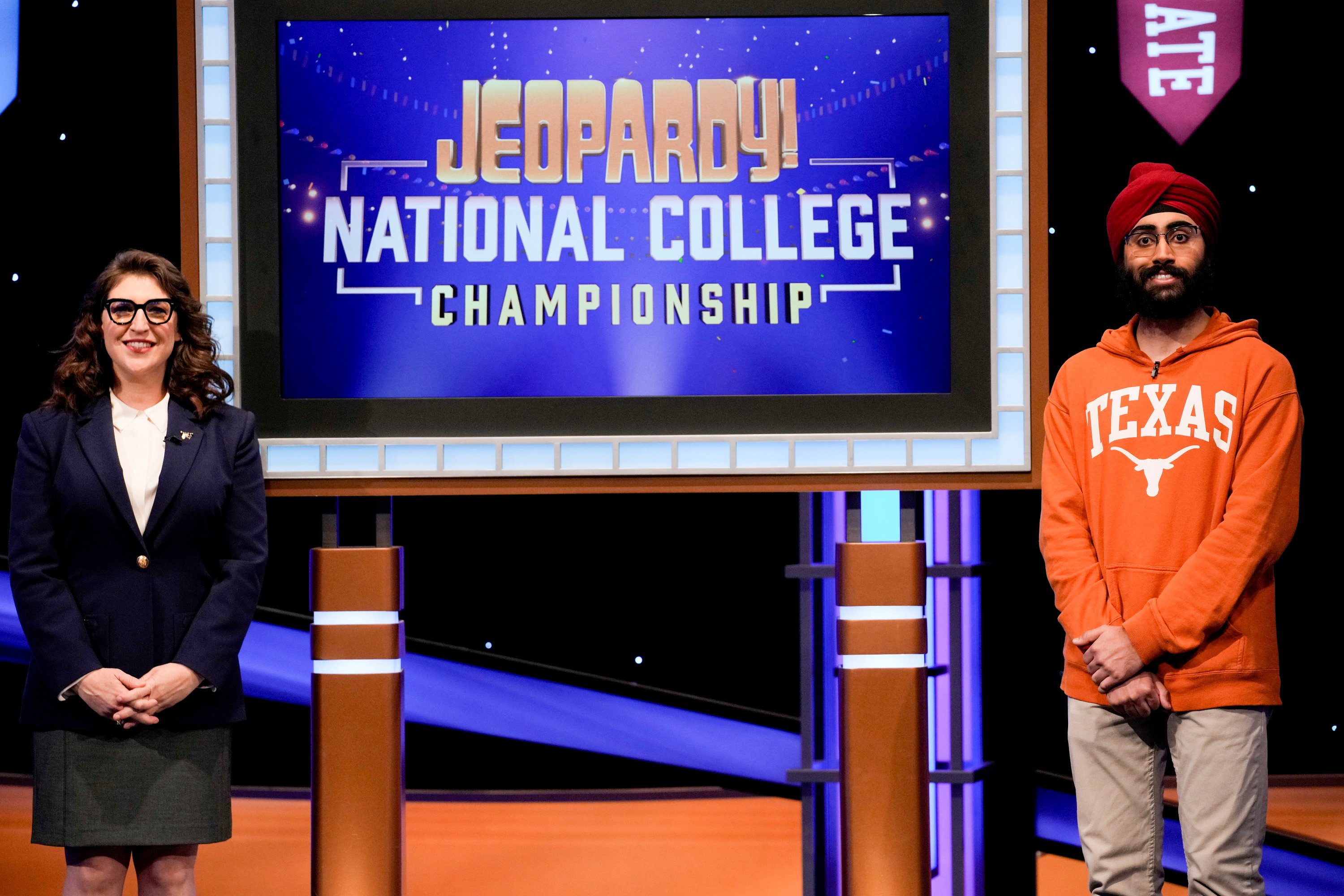'Jeopardy!' National College Championship: host Mayim Bialik and UT senior Jaskaran Singh 