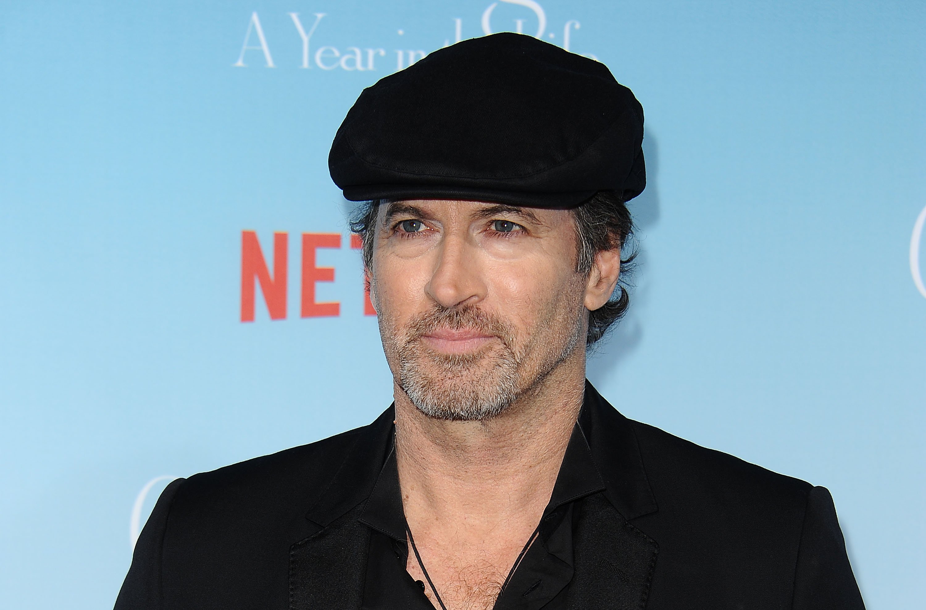 Scott Patterson attends the premiere of "Gilmore Girls: A Year in the Life" 