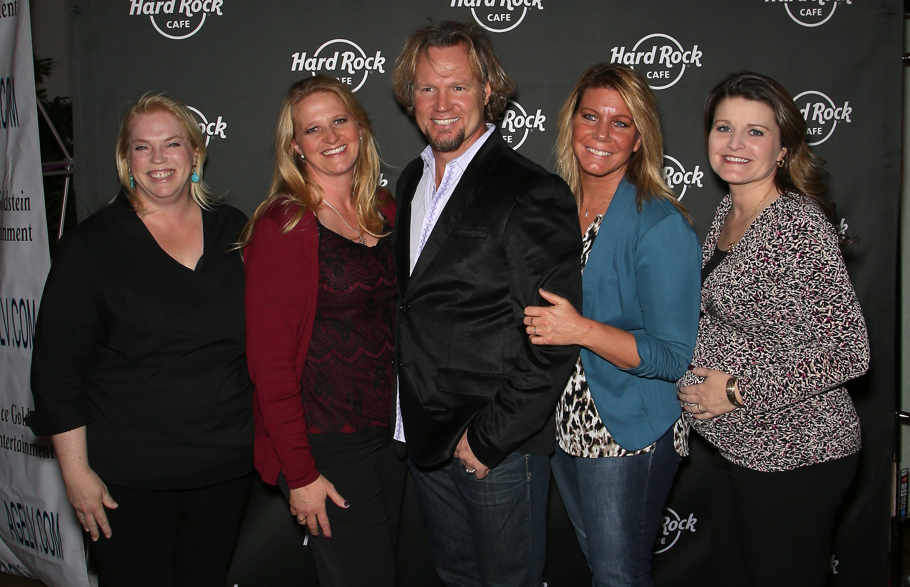 'Sister Wives' stars, Janelle Brown, Christine Brown, Kody Brown, Meri Brown and Robyn Brown attend a 25th anniversary celebration for Hard Rock Cafe in 2015