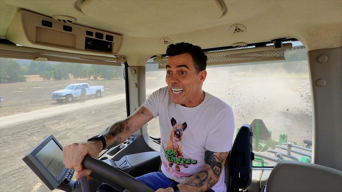 Steve-O behind the wheel on Season 2 of 'Straight Up Steve Austin'